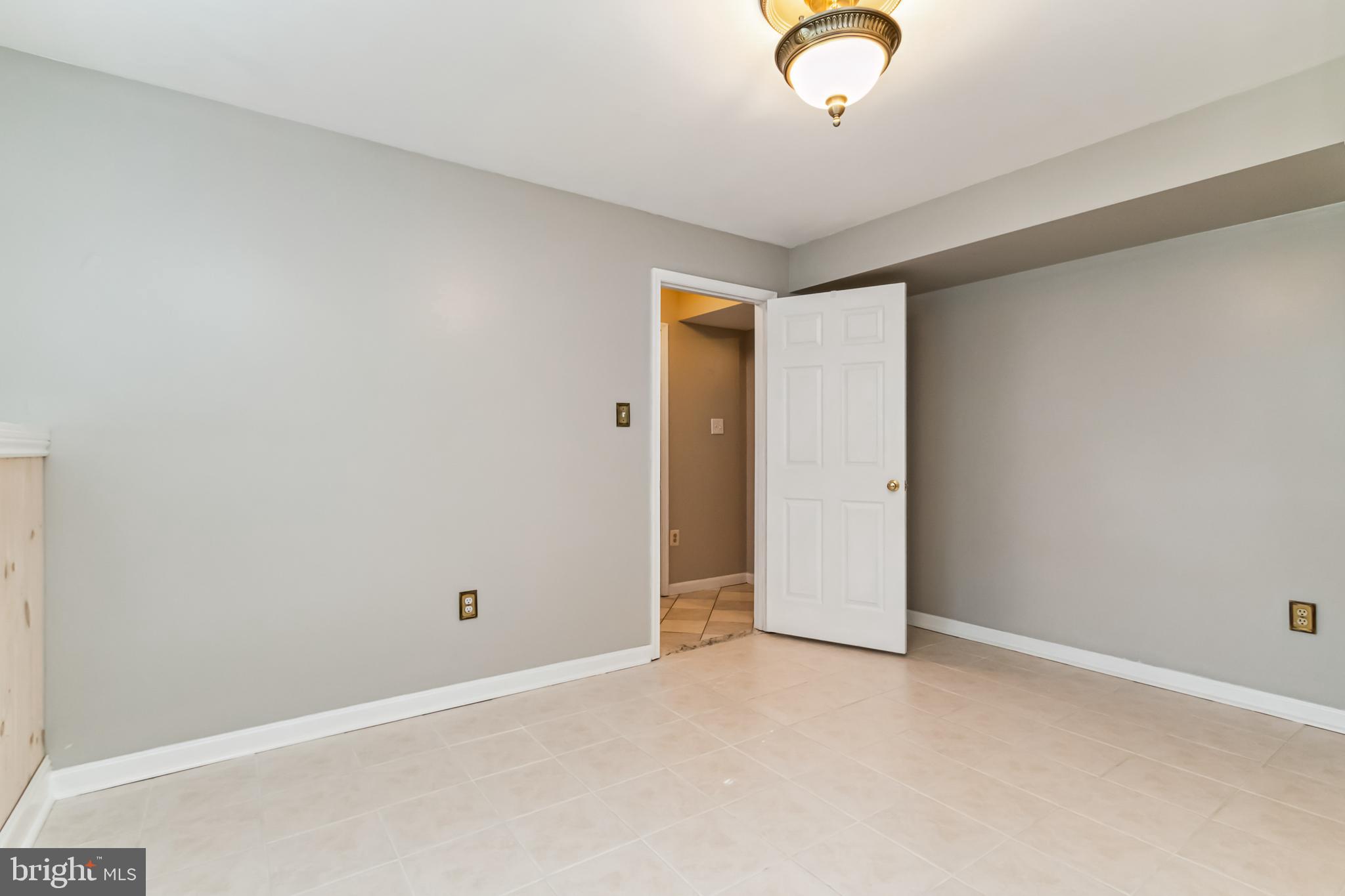 HICKORY RIDGE - Residential