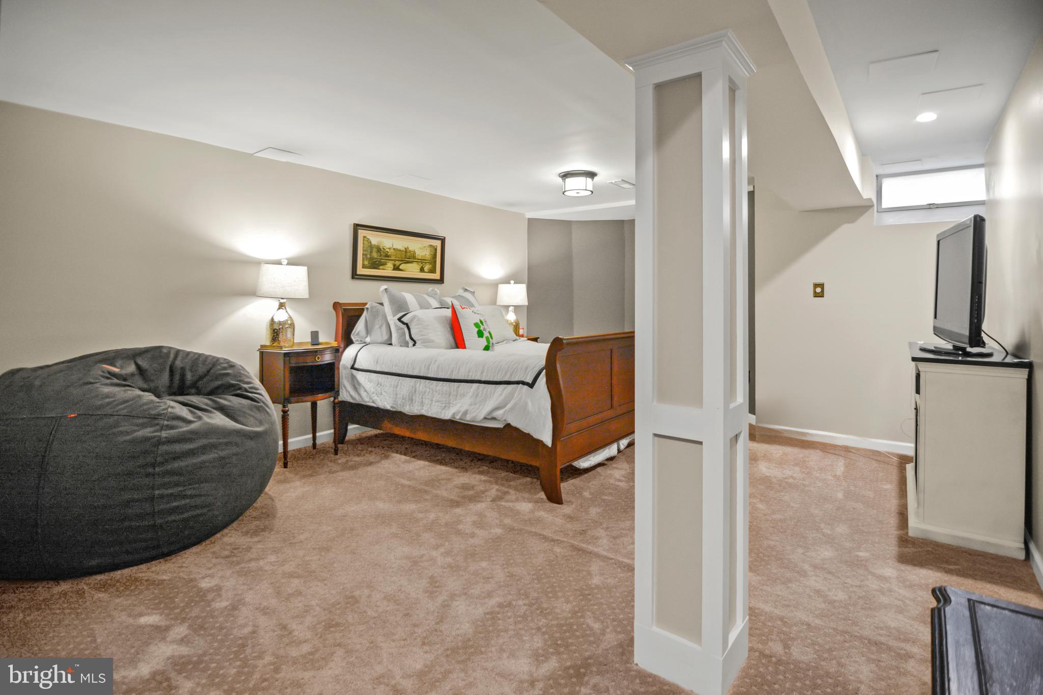 PINEY ORCHARD - Residential