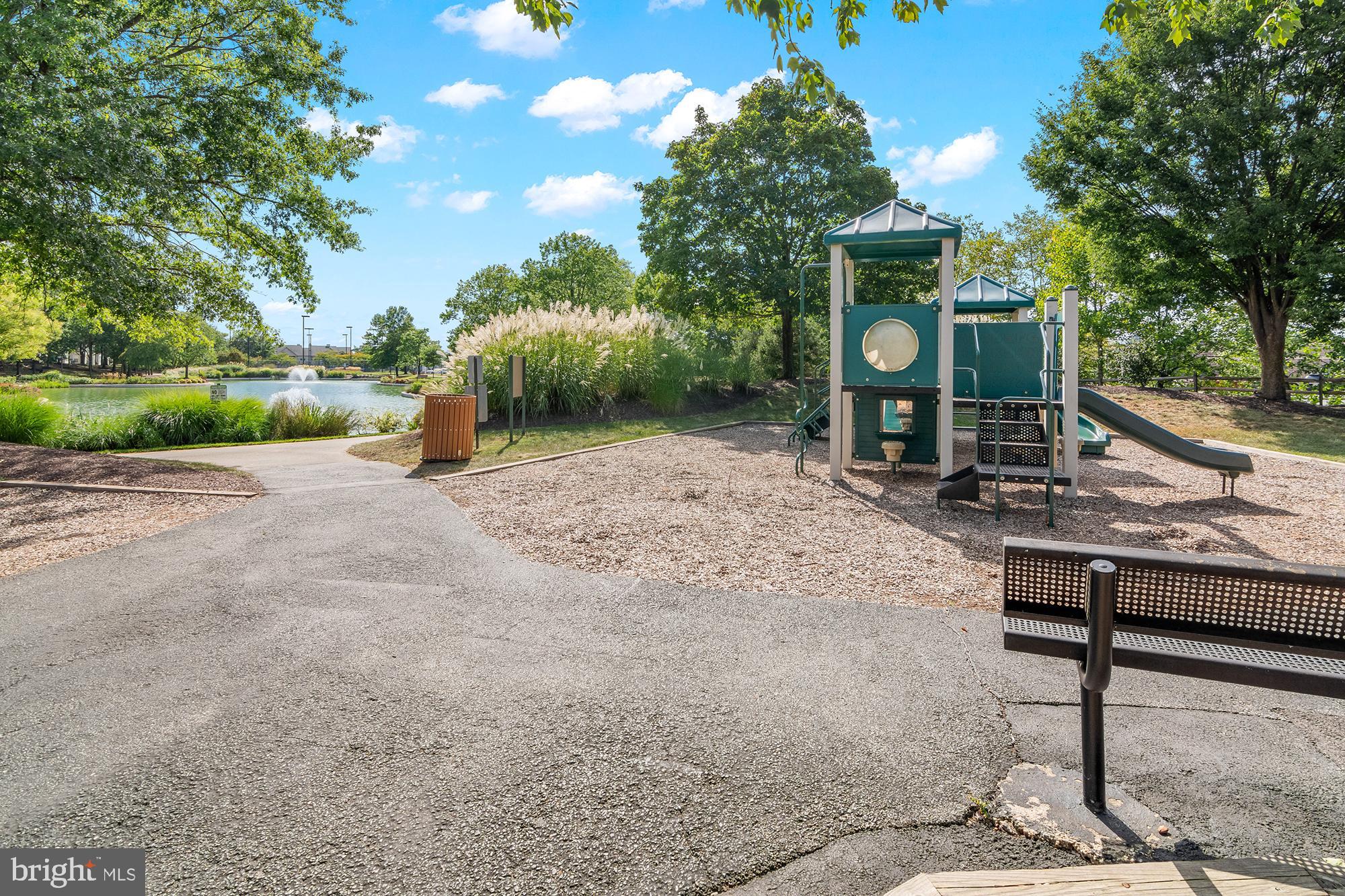 PINEY ORCHARD - Residential