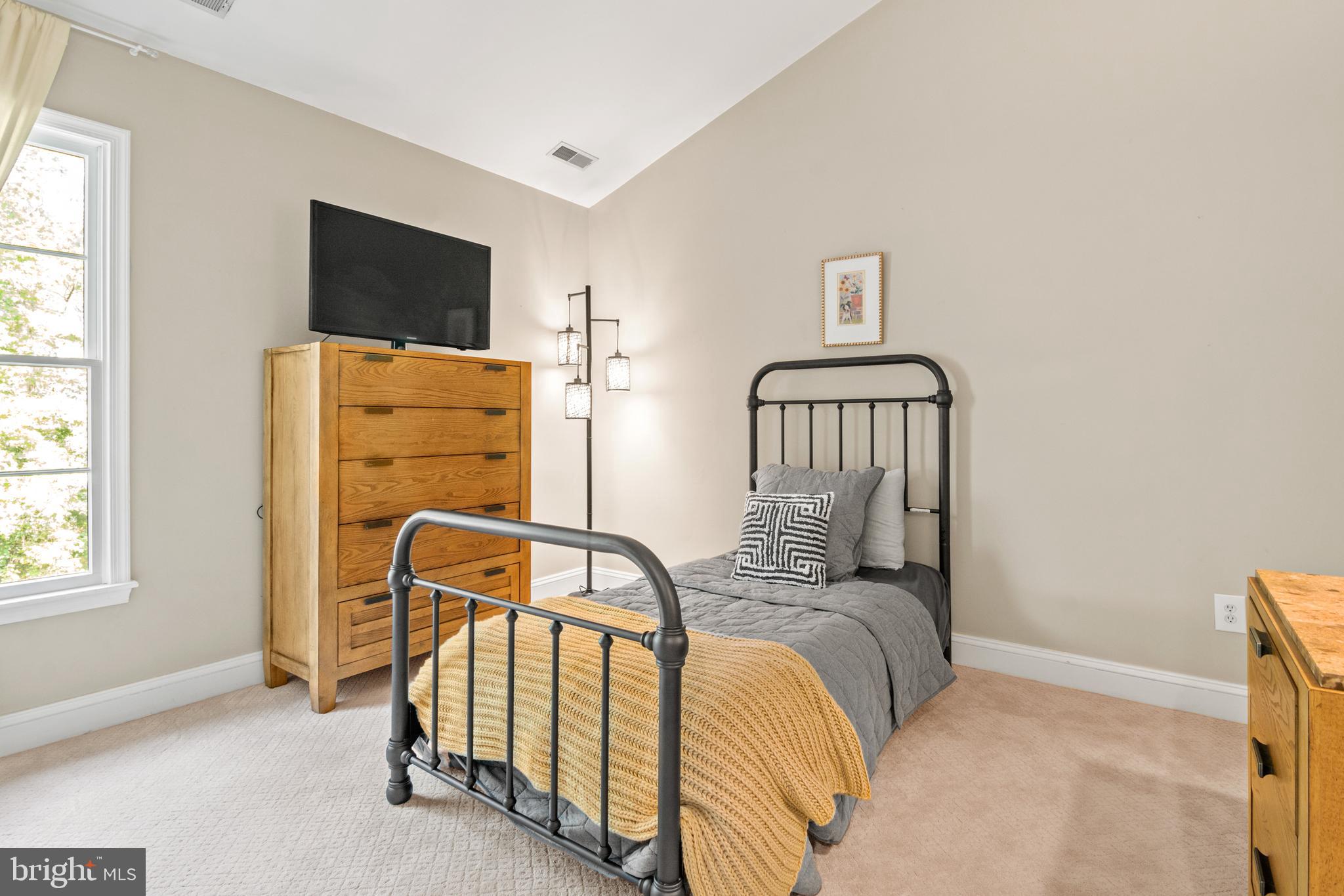 PINEY ORCHARD - Residential