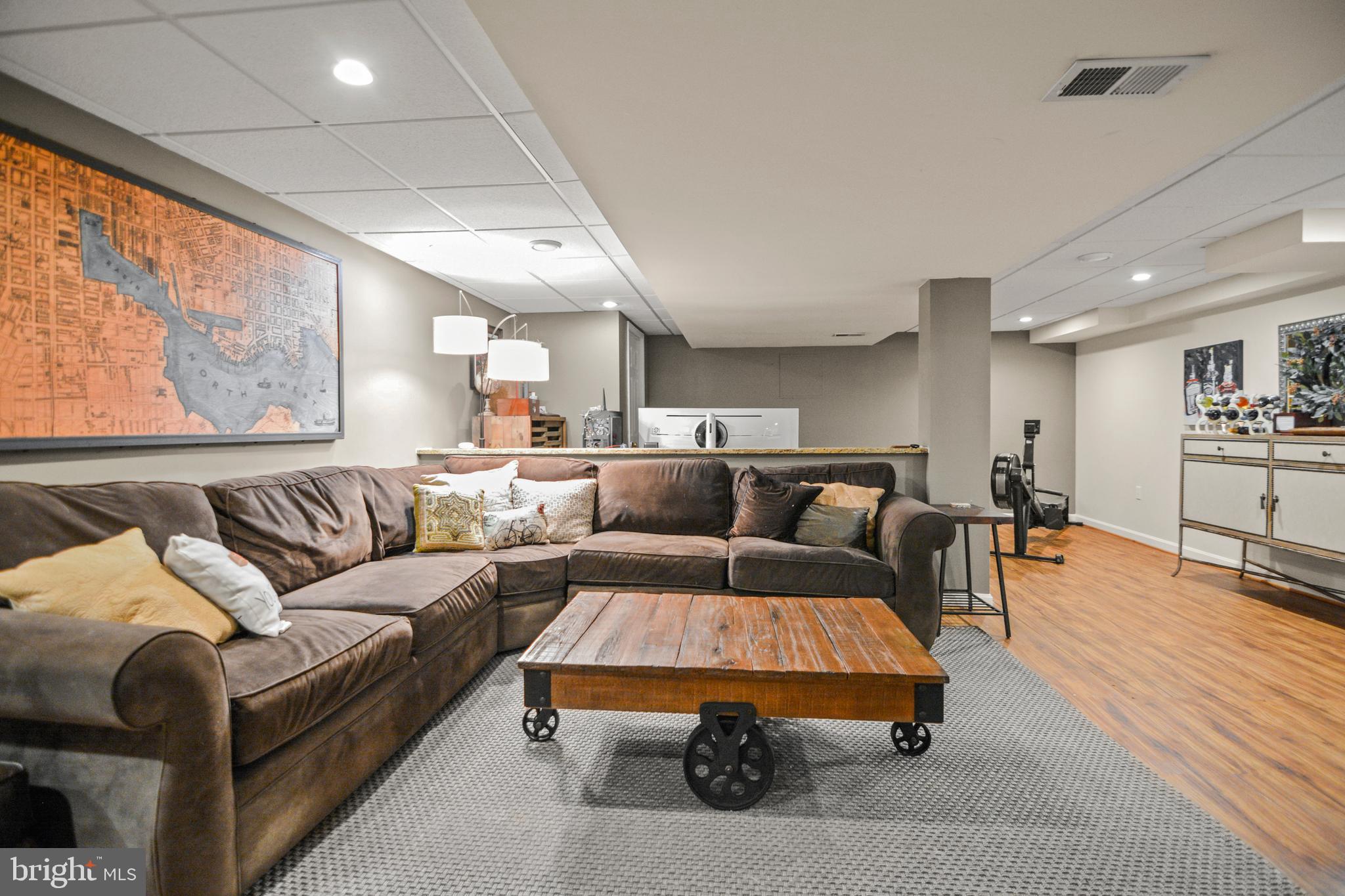 PINEY ORCHARD - Residential