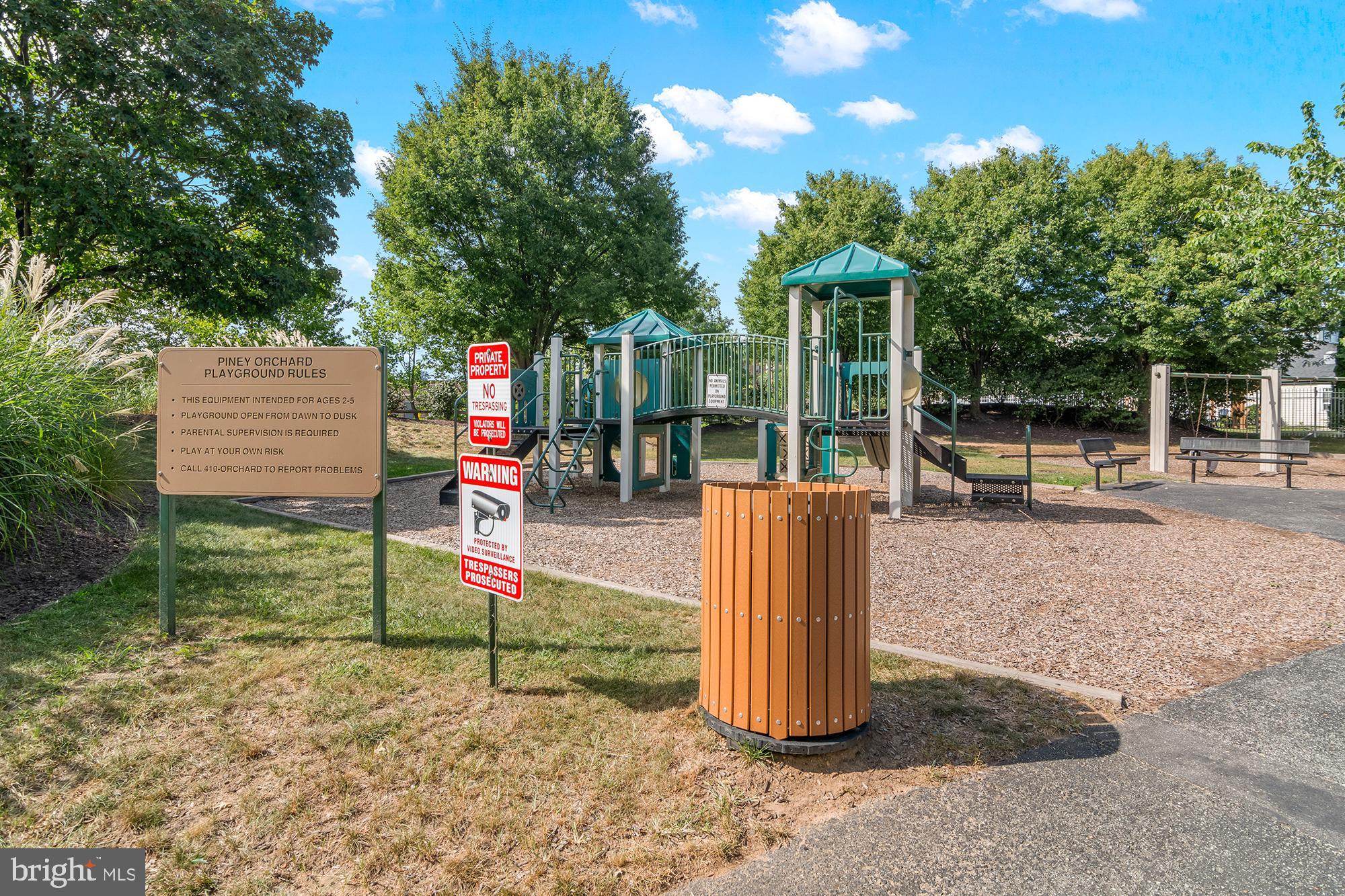 PINEY ORCHARD - Residential