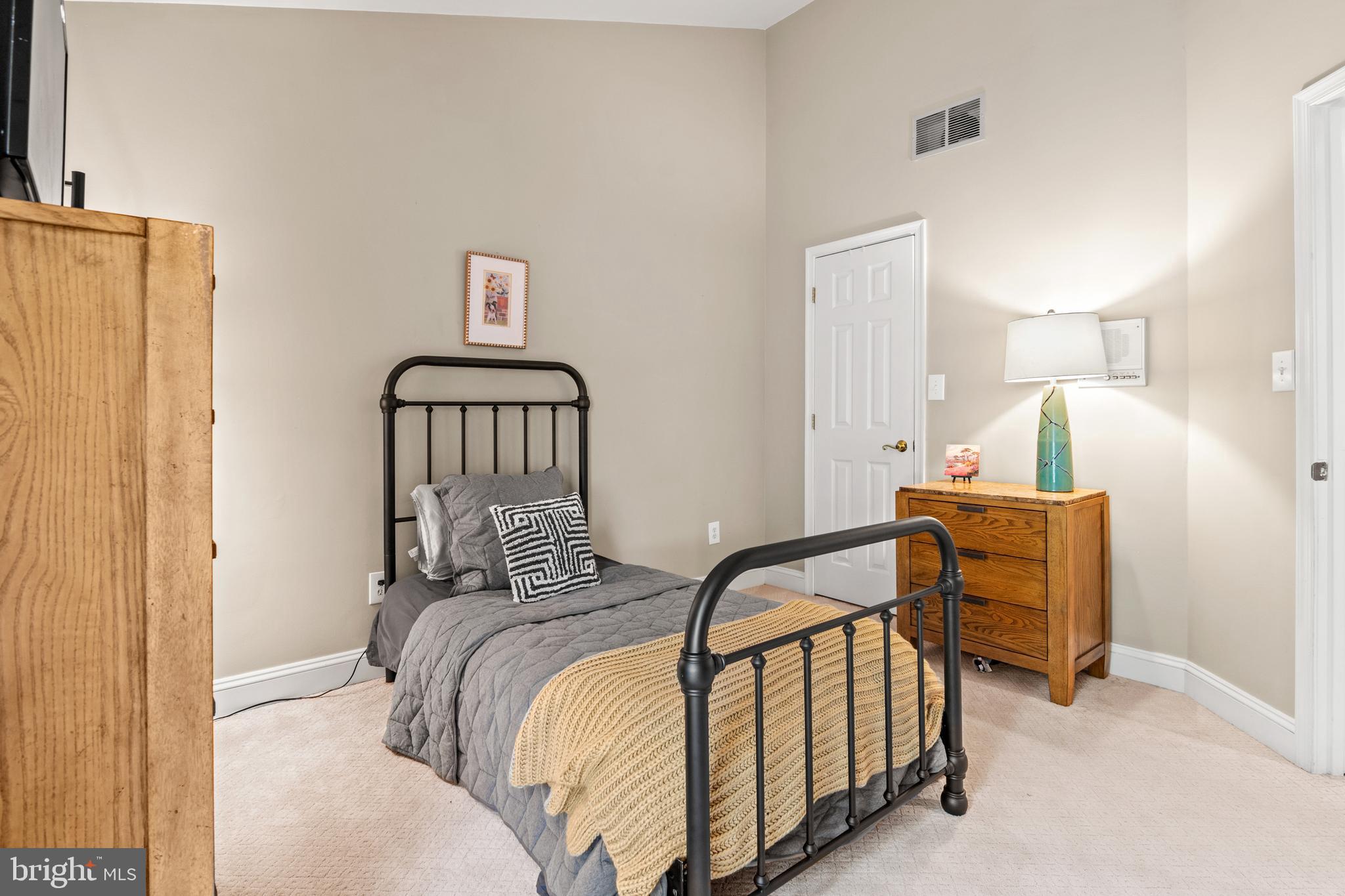 PINEY ORCHARD - Residential