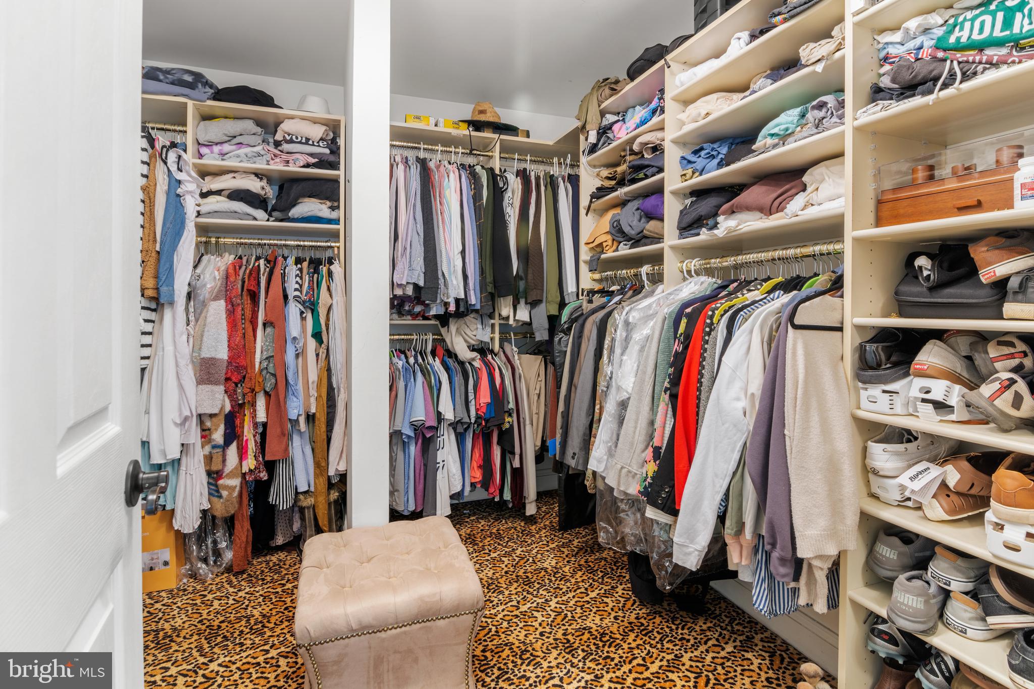 PINEY ORCHARD - Residential