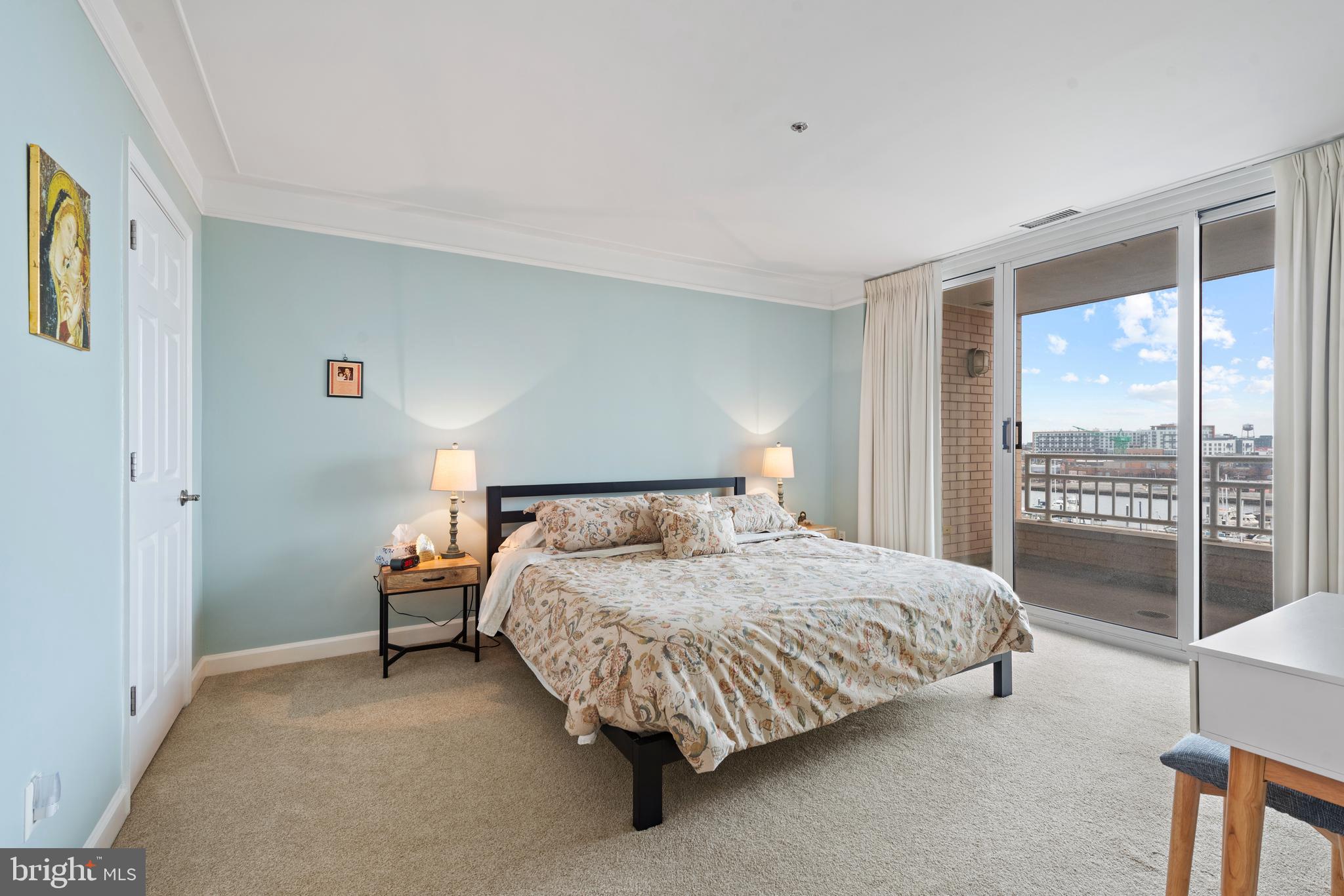 HARBORVIEW - Residential Lease