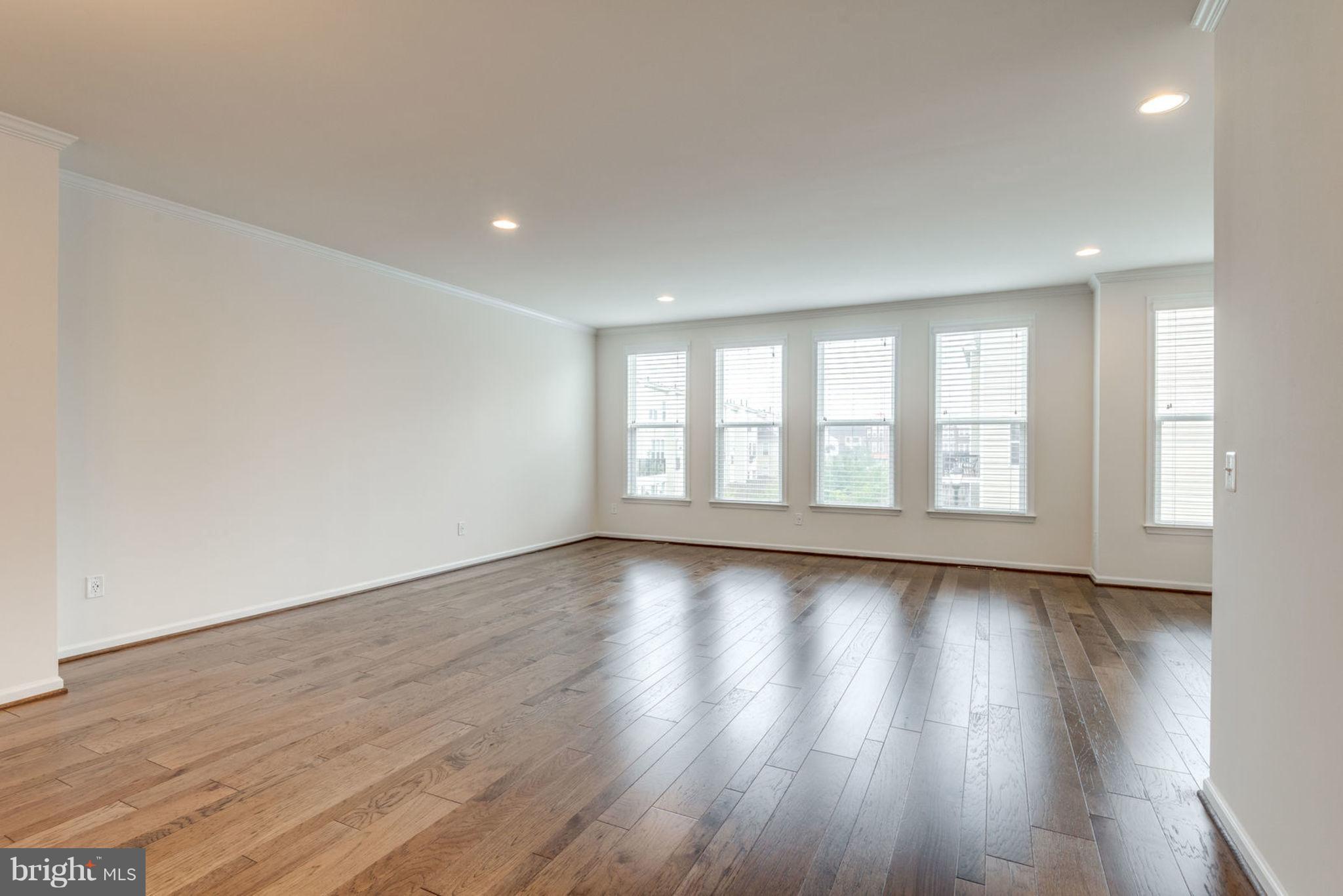 BRAMBLETON LANDBAY 3 - Residential