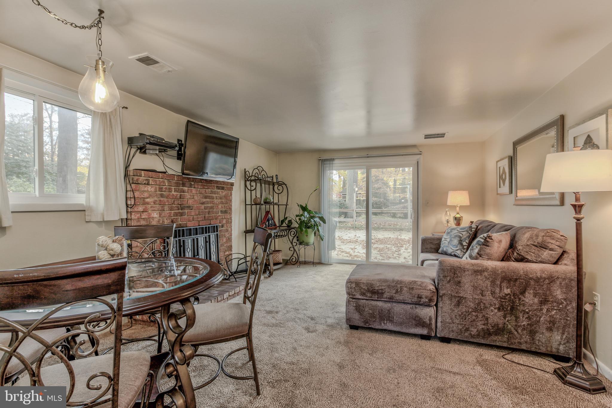 BEL PRE WOODS - Residential