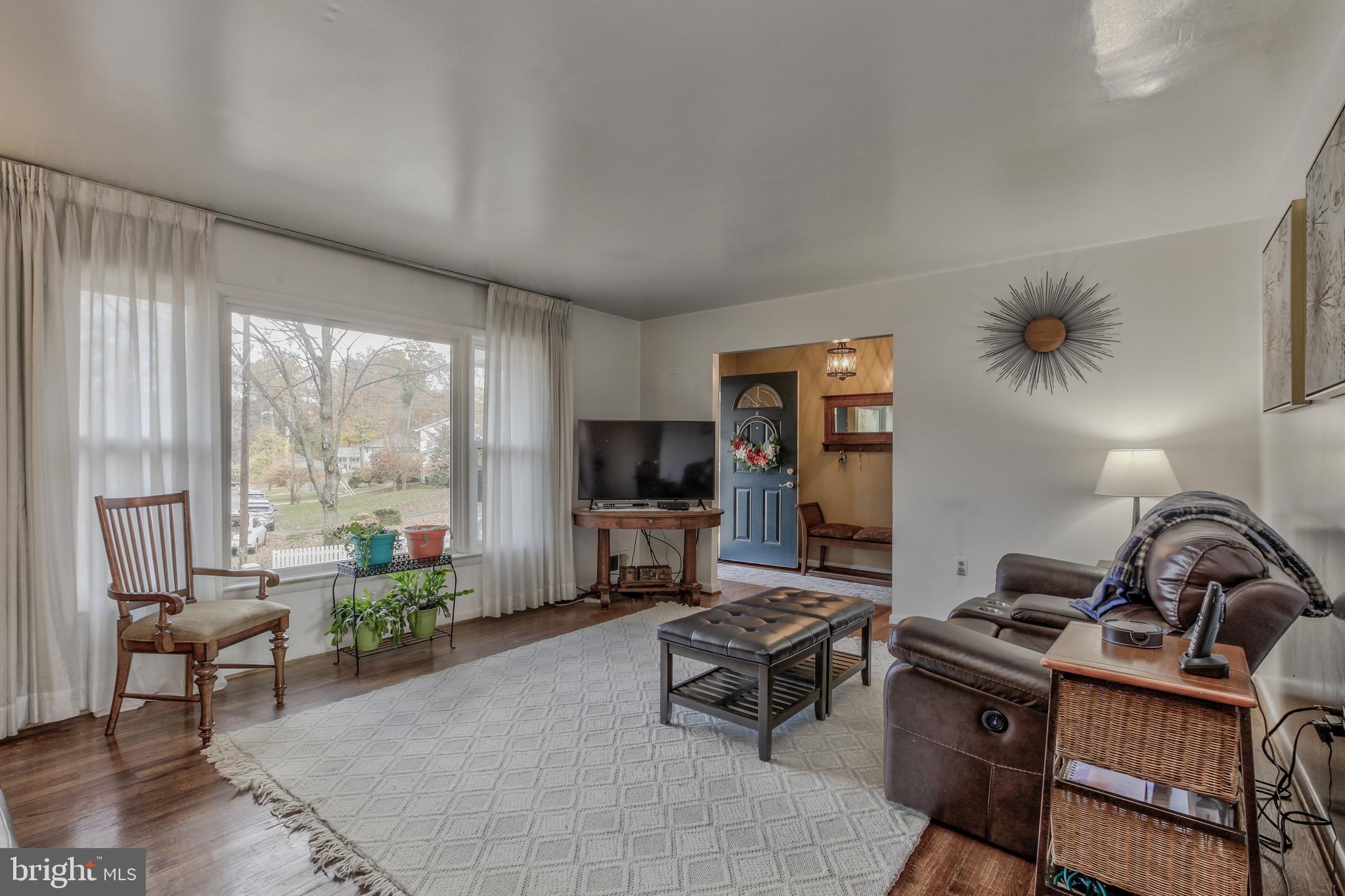 BEL PRE WOODS - Residential