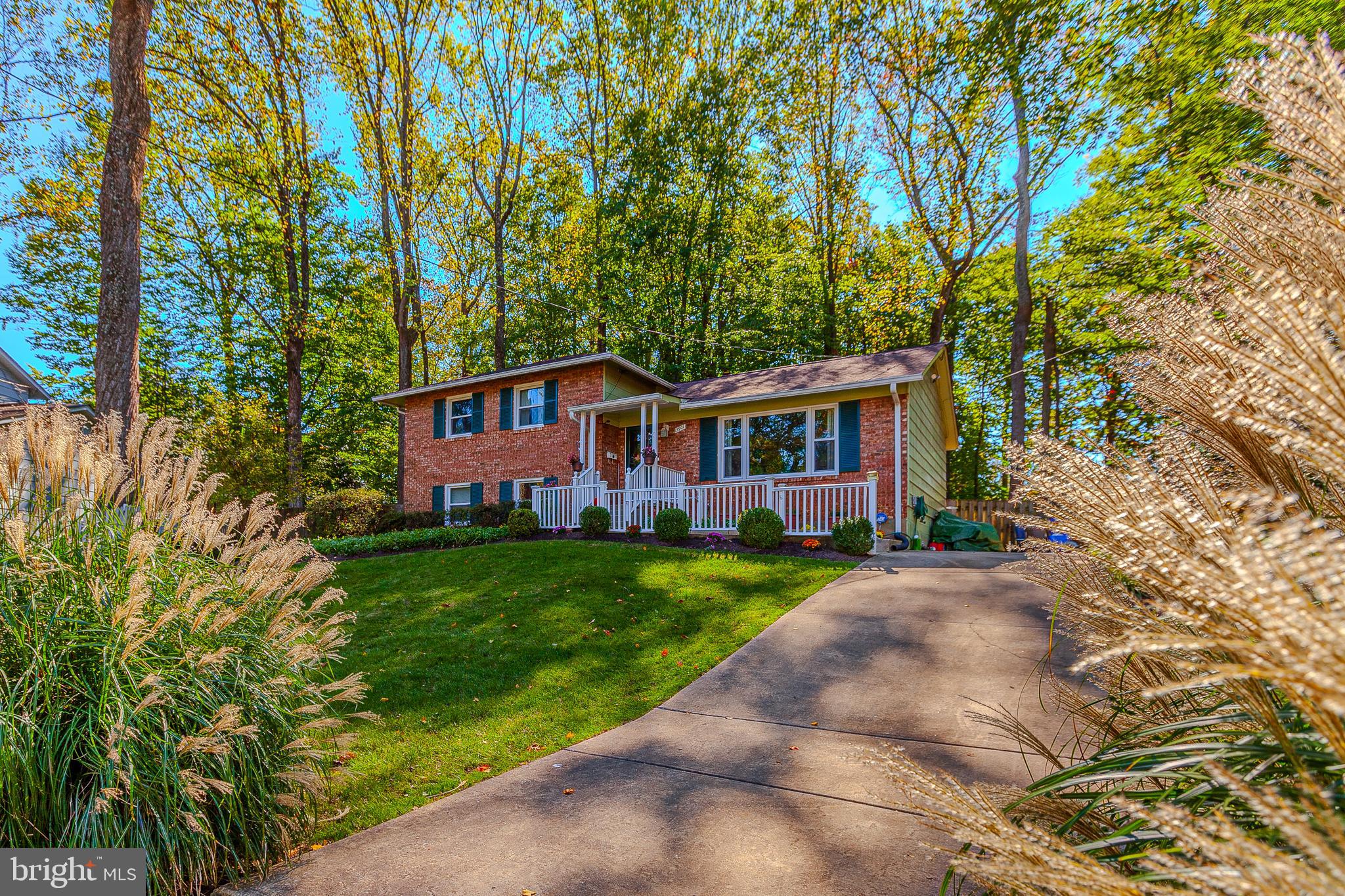 BEL PRE WOODS - Residential