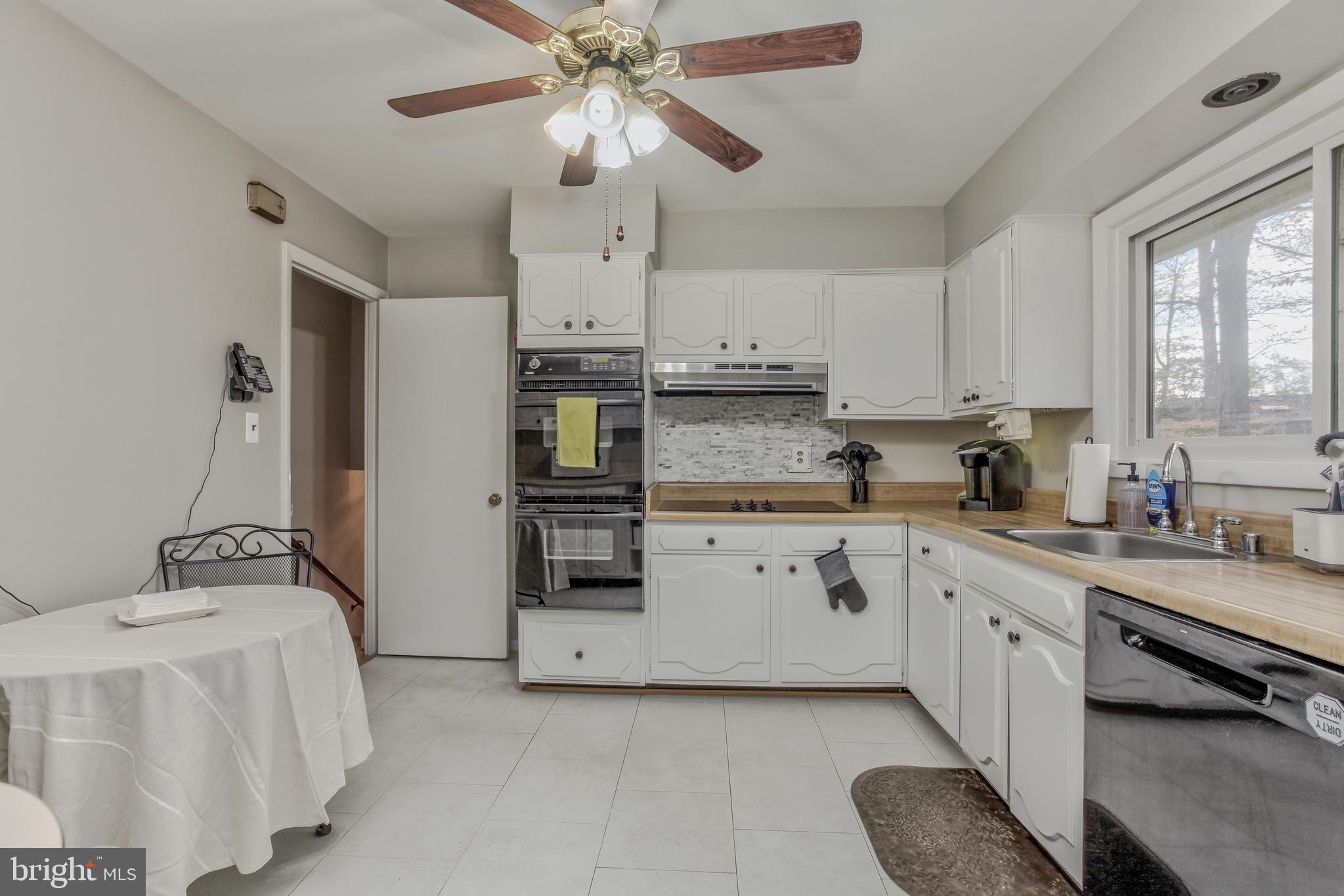 BEL PRE WOODS - Residential