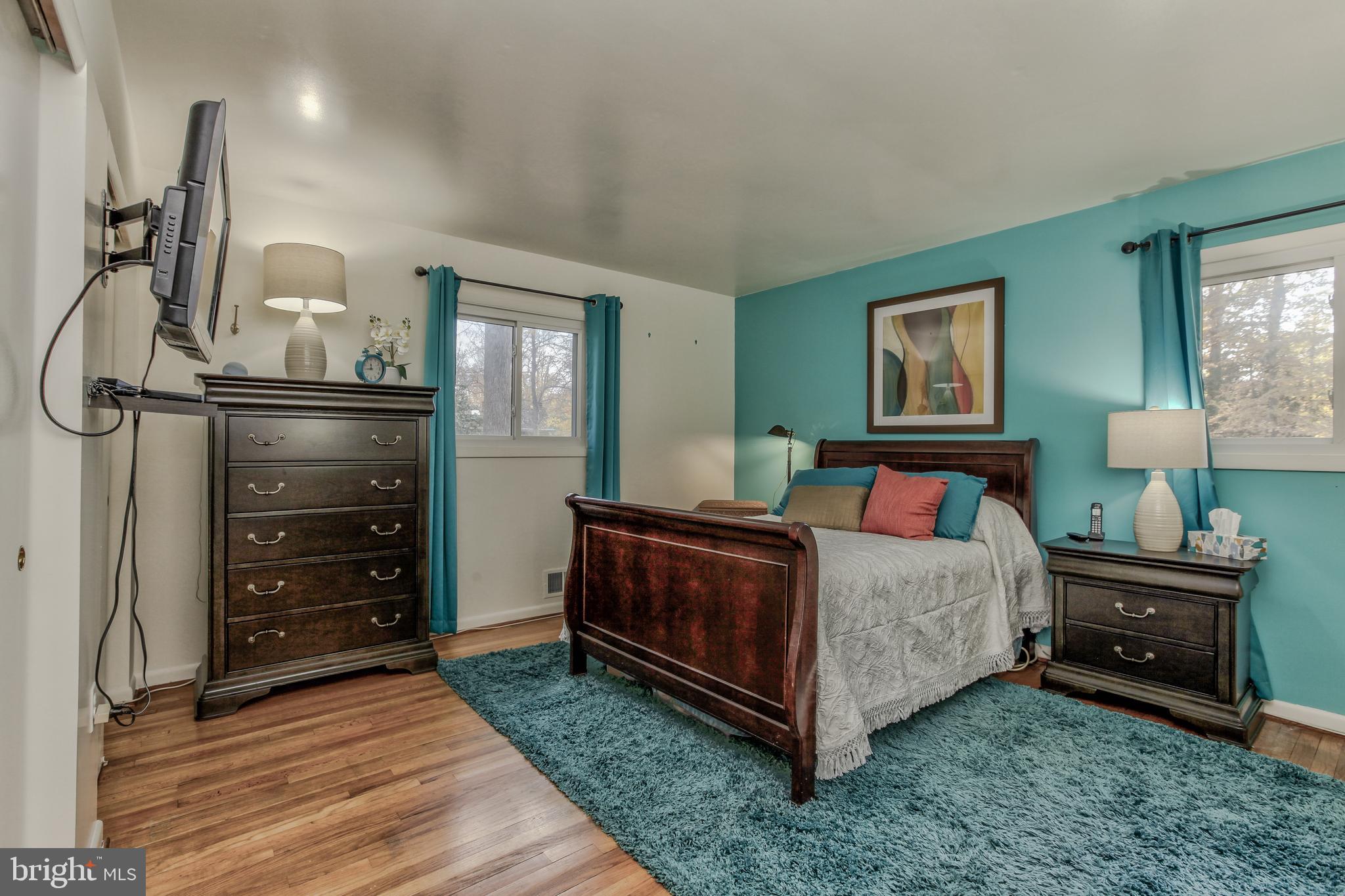 BEL PRE WOODS - Residential