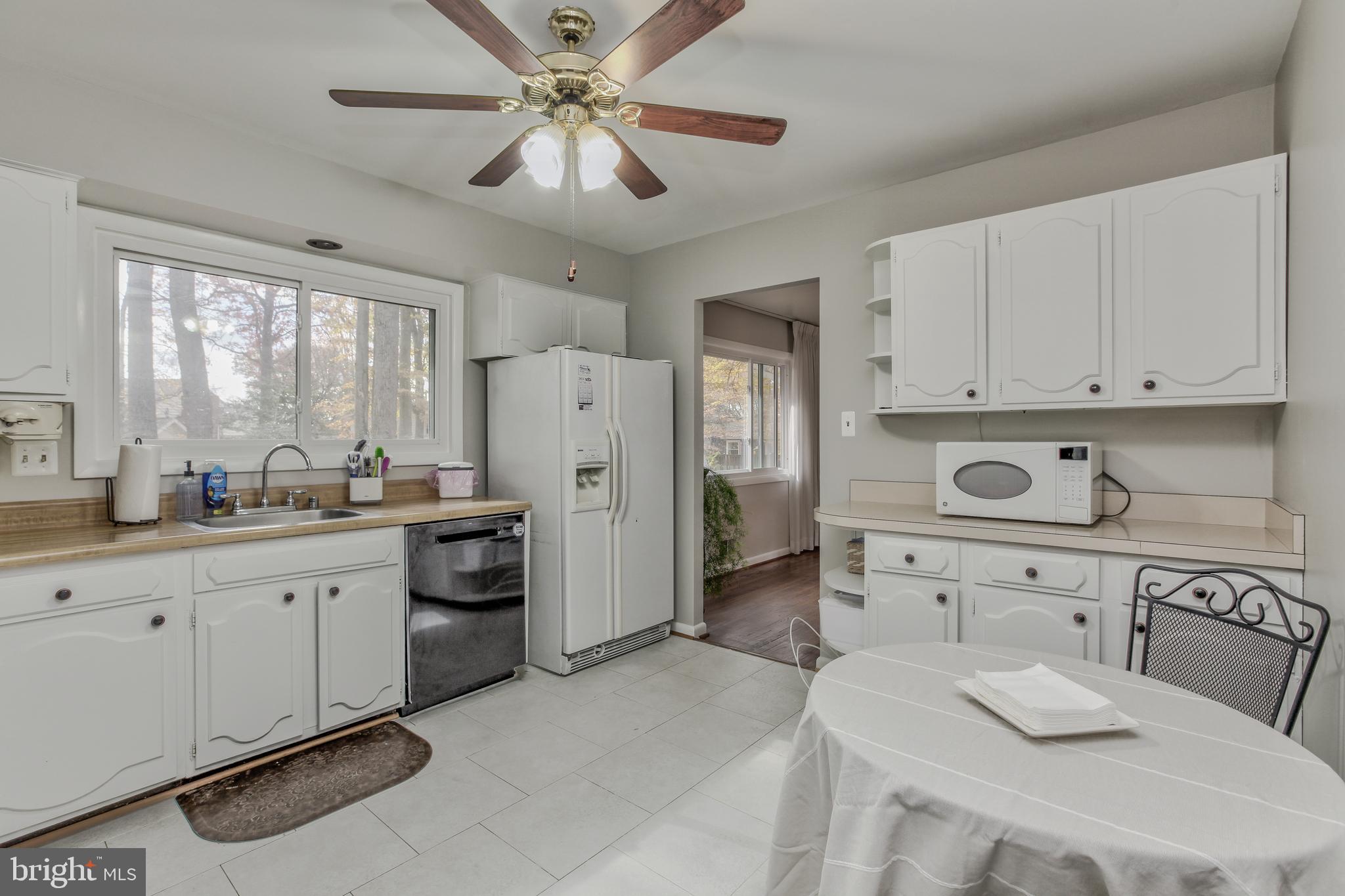 BEL PRE WOODS - Residential