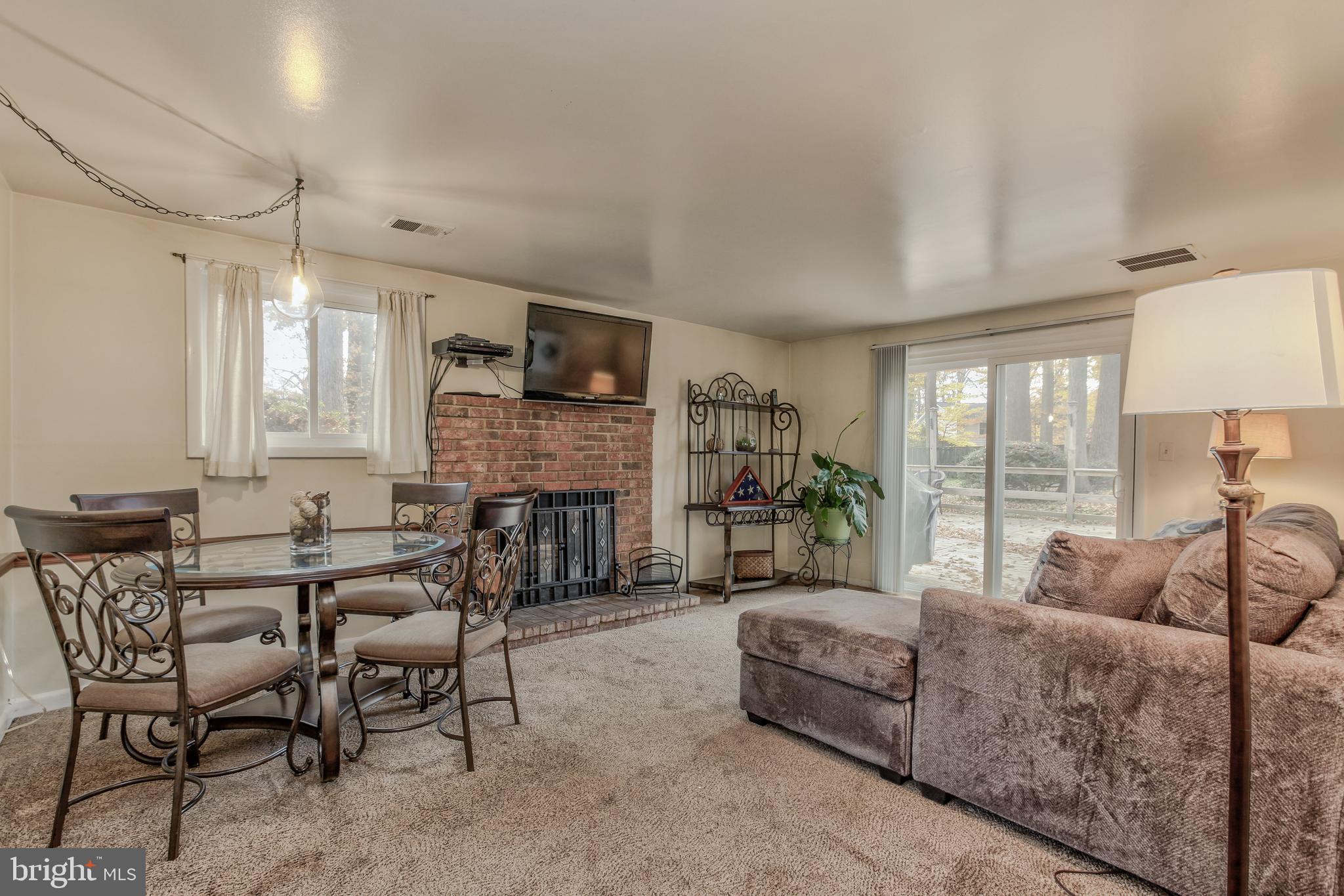 BEL PRE WOODS - Residential