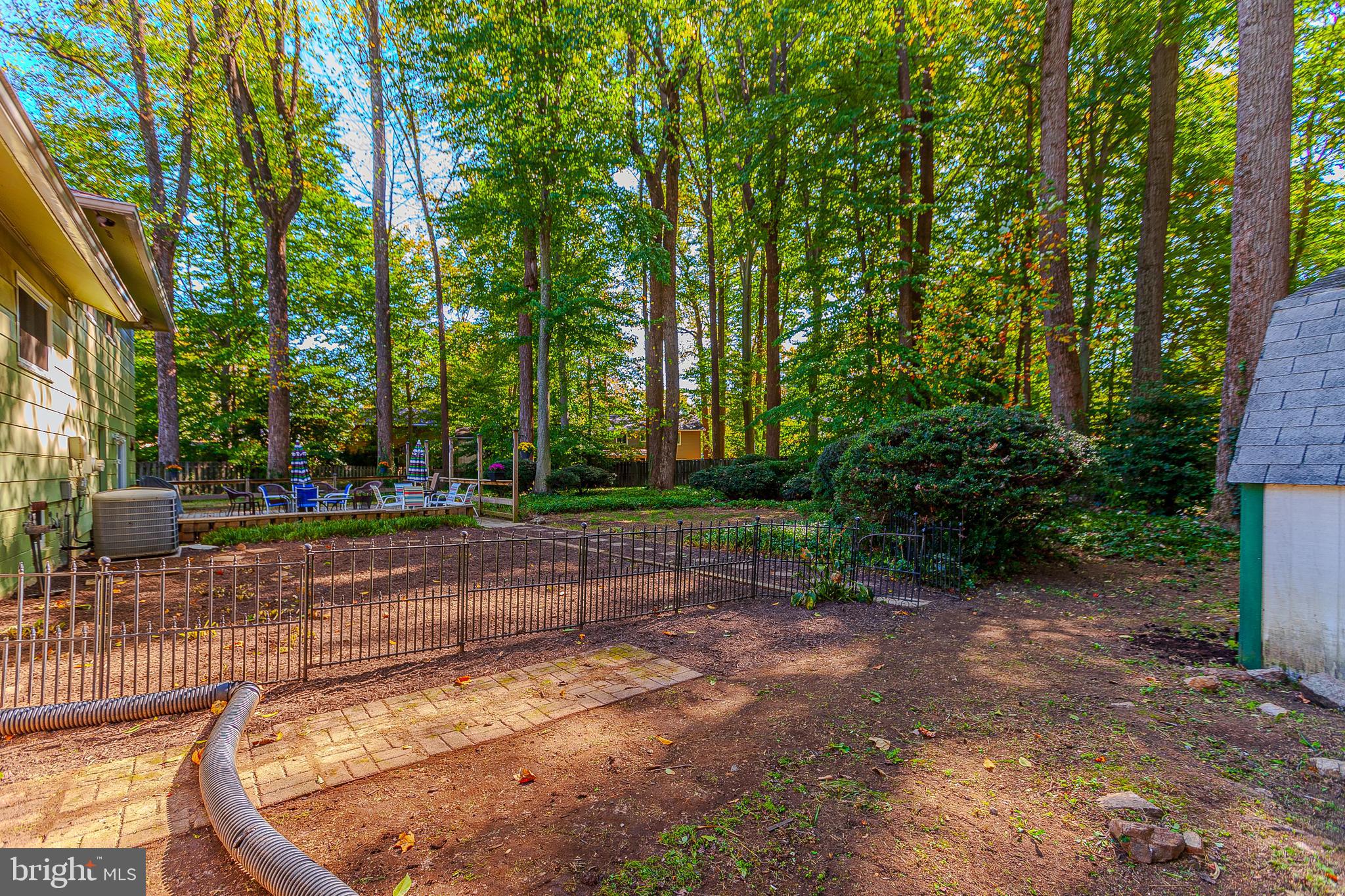 BEL PRE WOODS - Residential