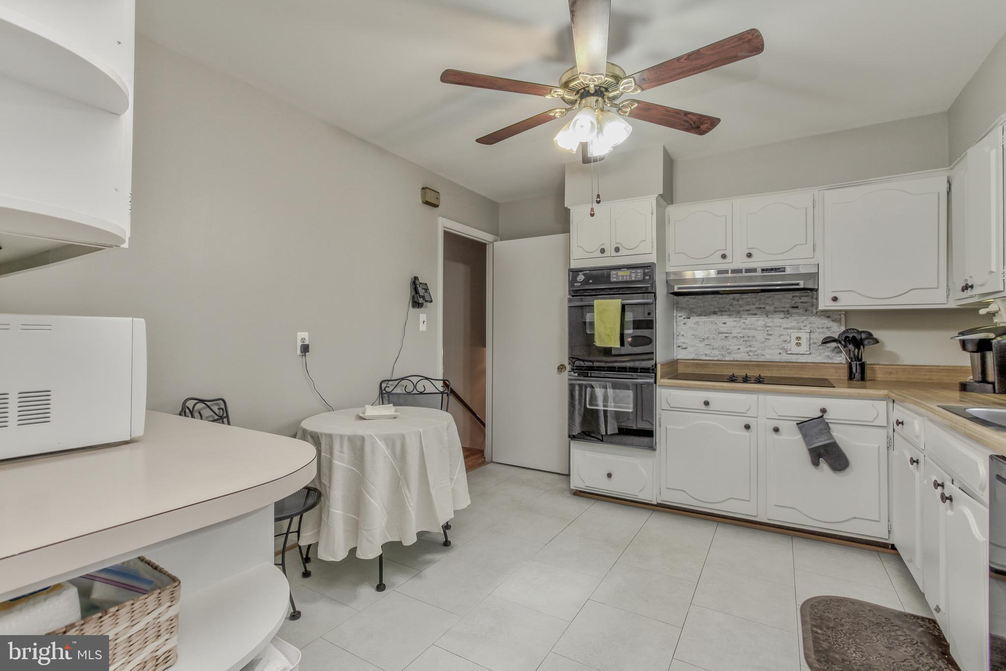 BEL PRE WOODS - Residential