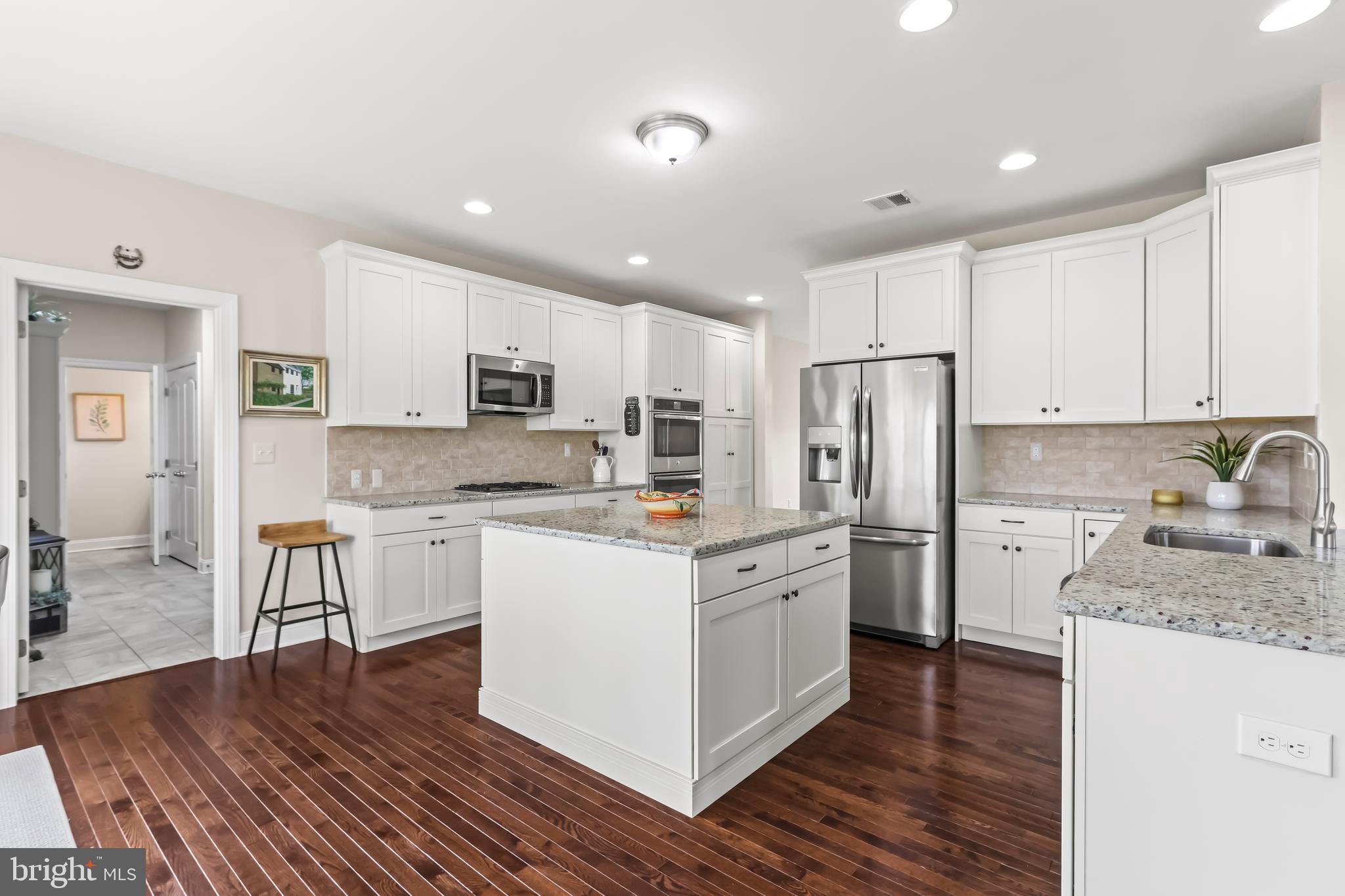 VALLEY VIEW ESTATES - Residential