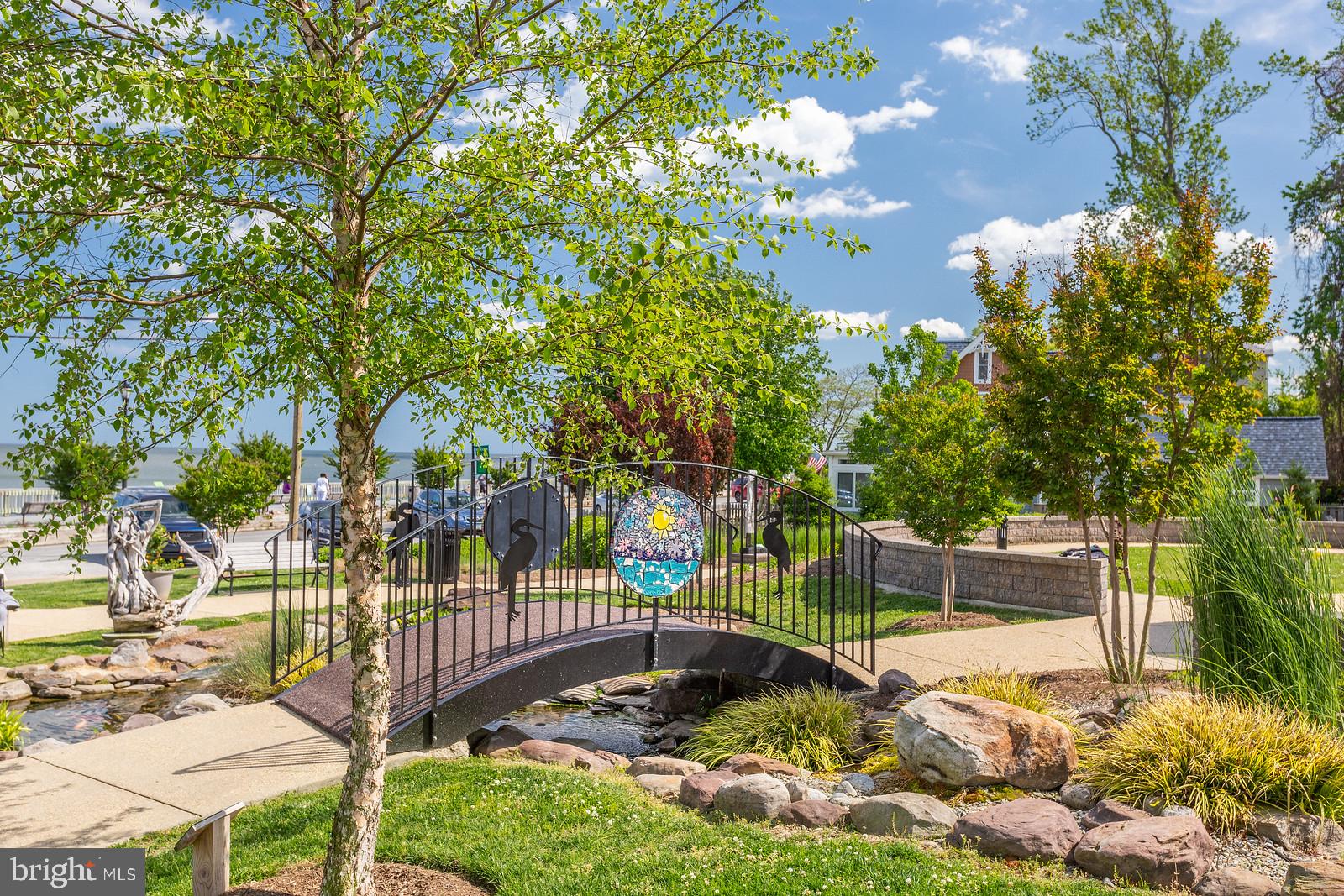 HOLLAND POINT - Residential