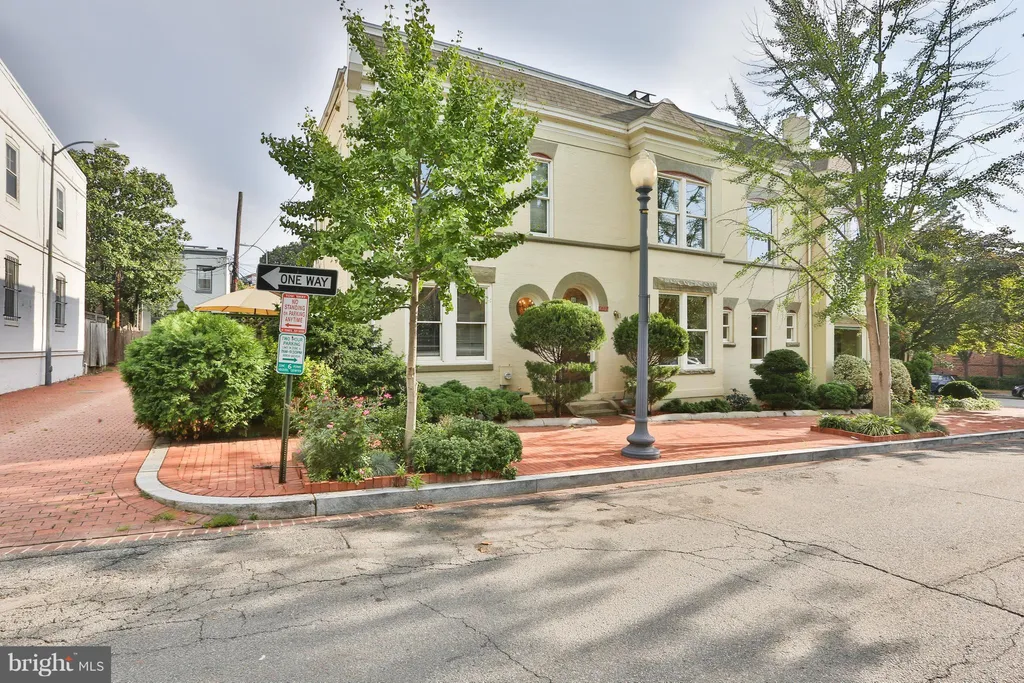 101 Duddington Place SE, Washington, DC 20003