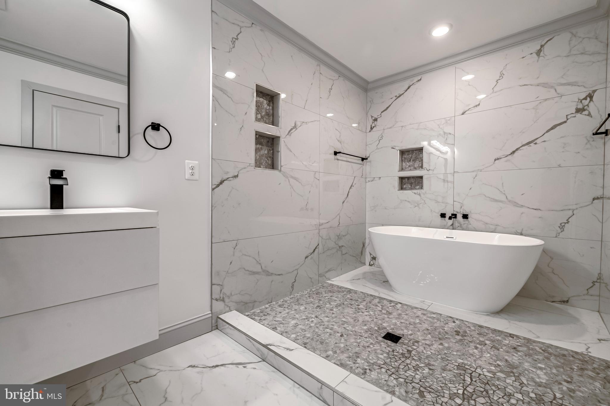 MOUNT CLARE - Residential
