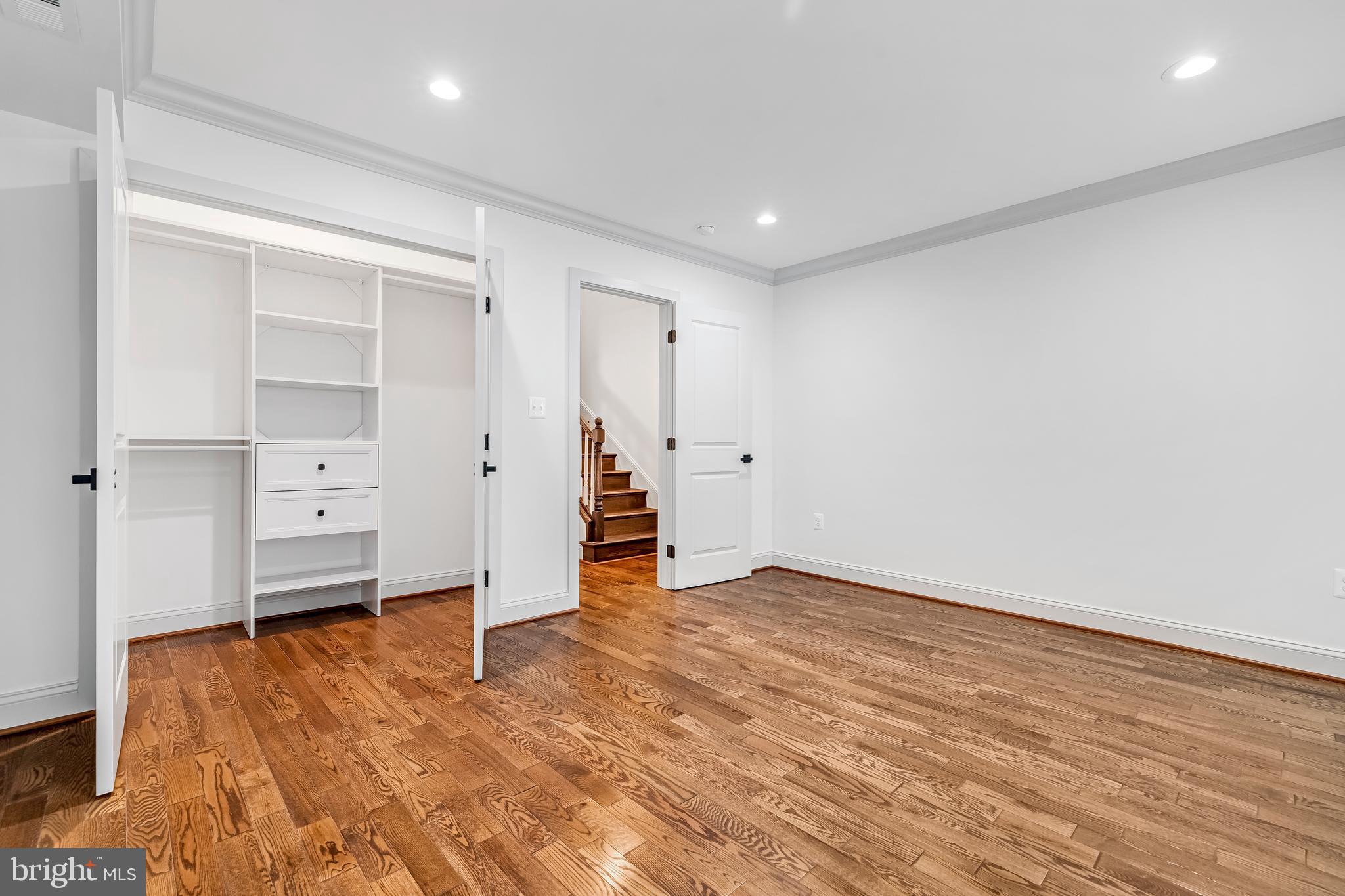 MOUNT CLARE - Residential