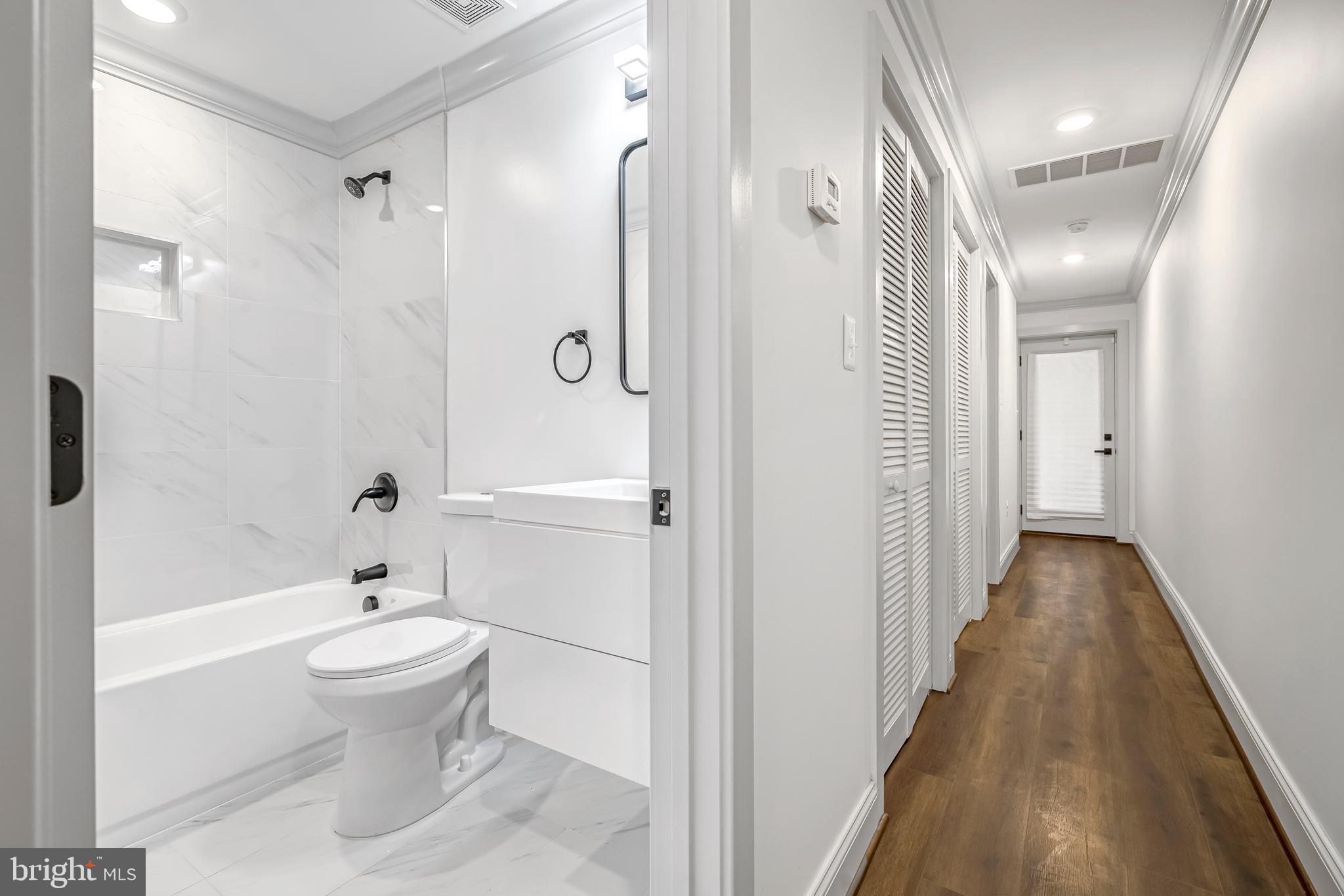 MOUNT CLARE - Residential