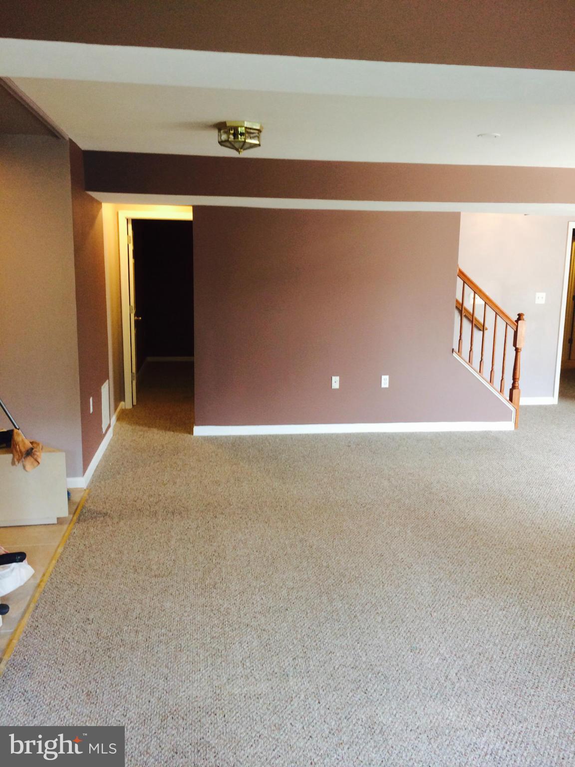 POTOMAC STATION - Residential Lease