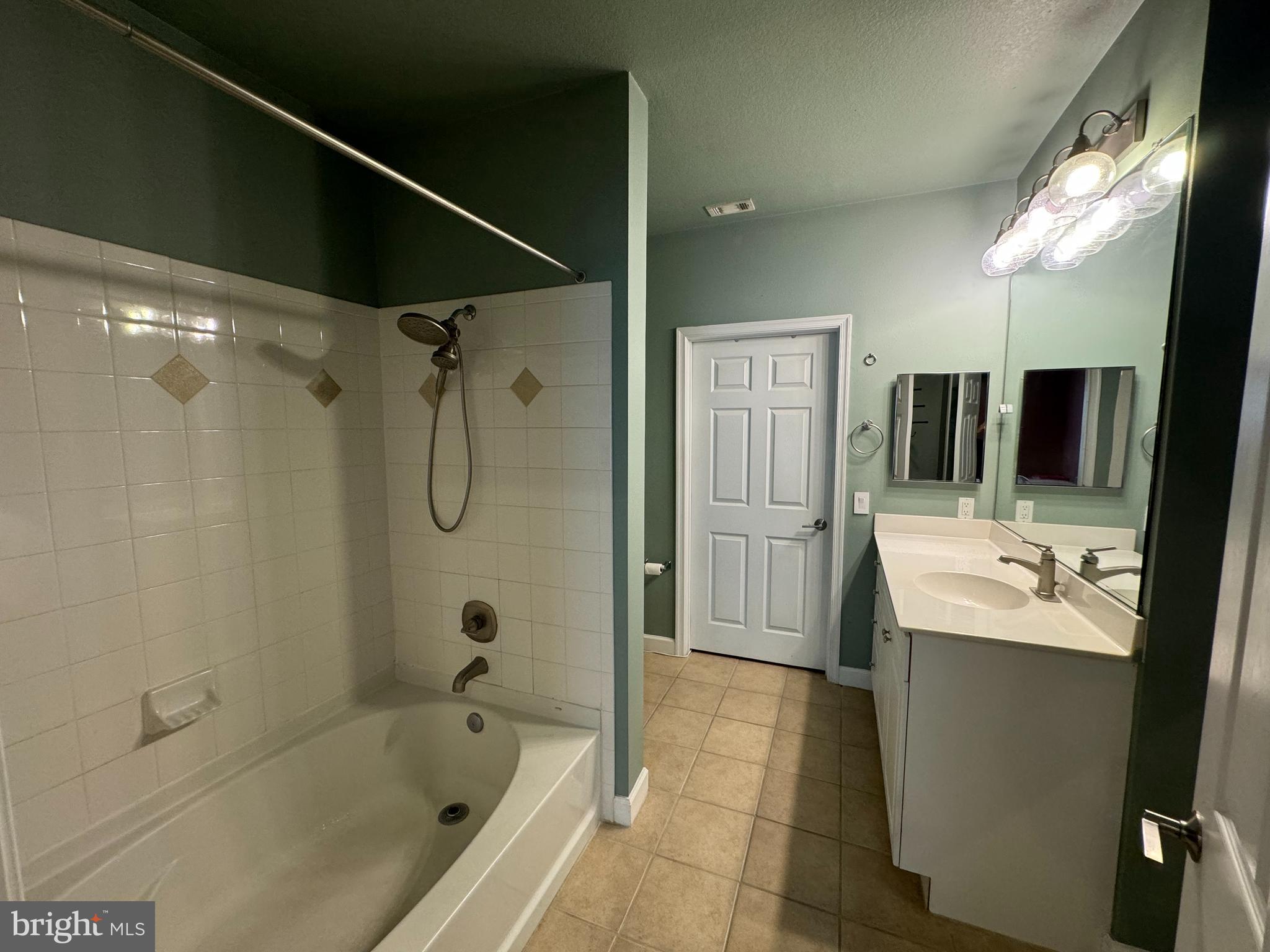 THE FITZ - Residential Lease