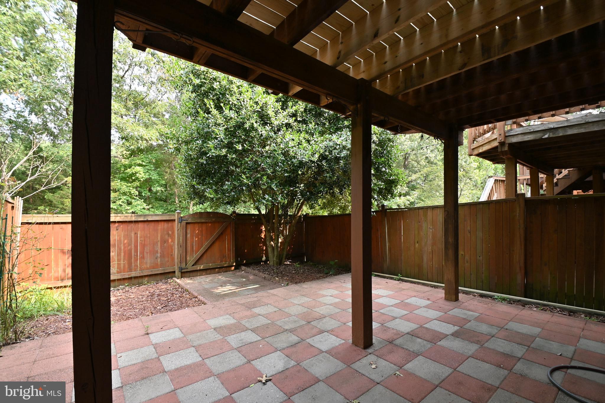 VILLAGE OF MOUNT AIR - Residential Lease