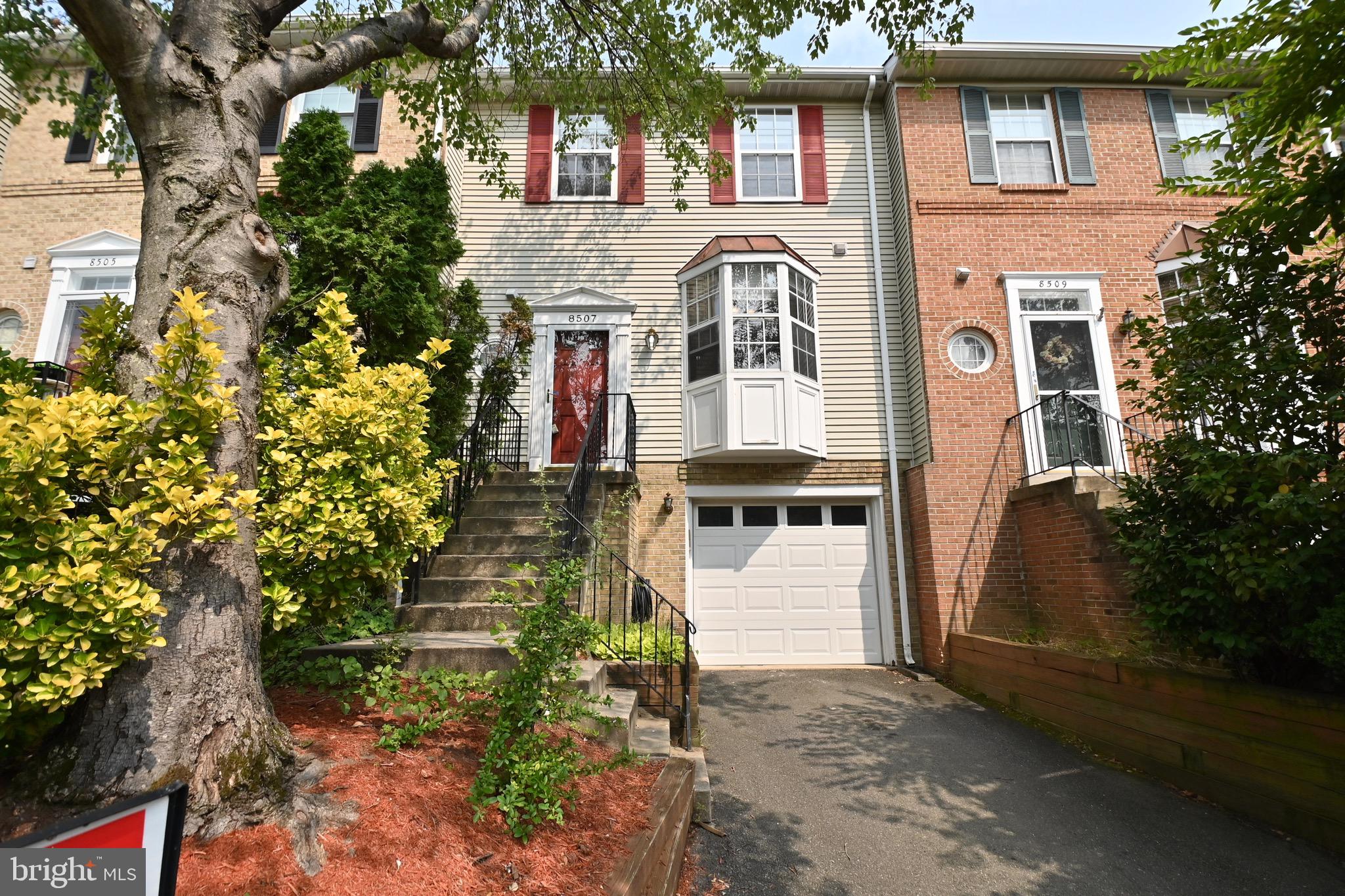 VILLAGE OF MOUNT AIR - Residential Lease