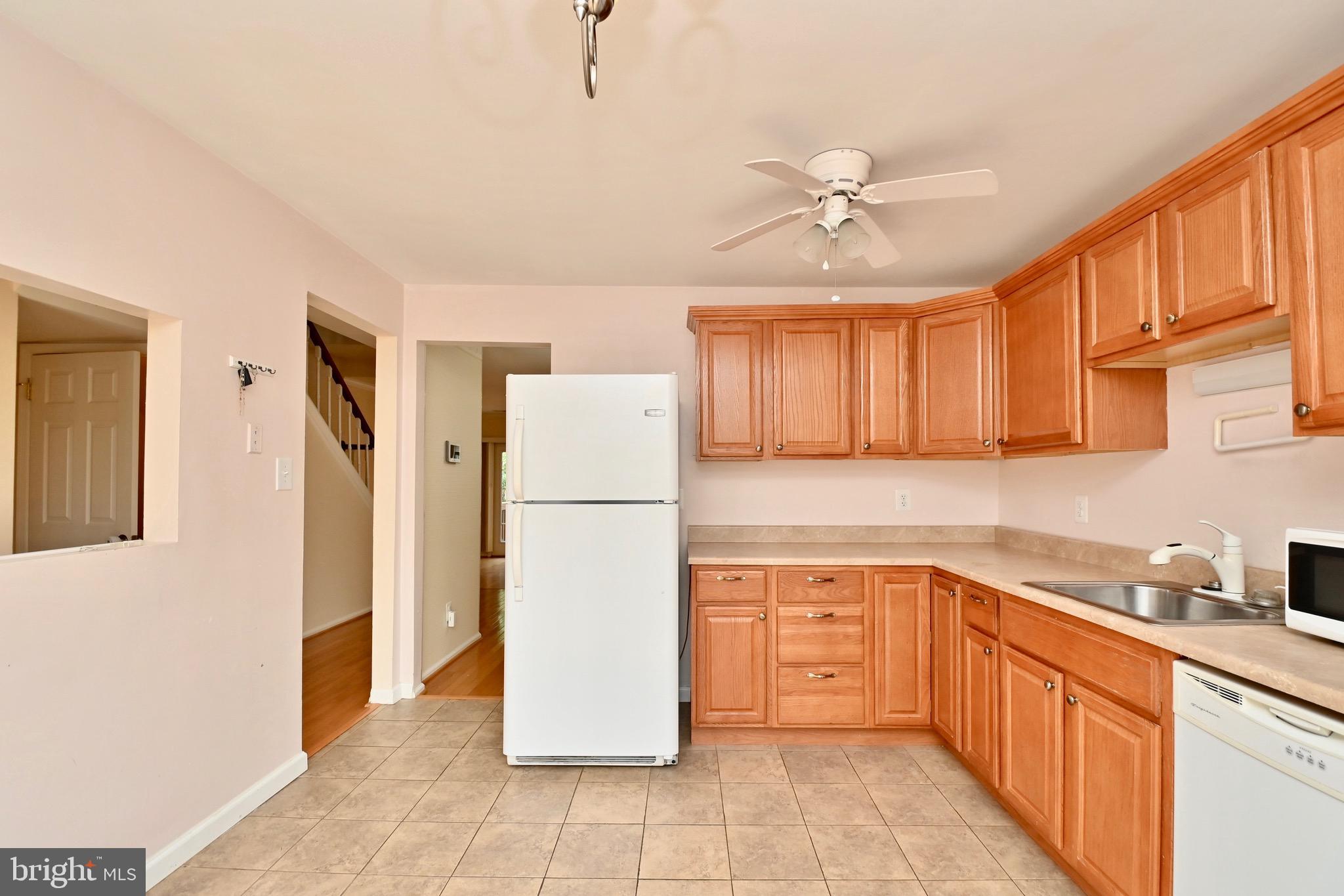 VILLAGE OF MOUNT AIR - Residential Lease