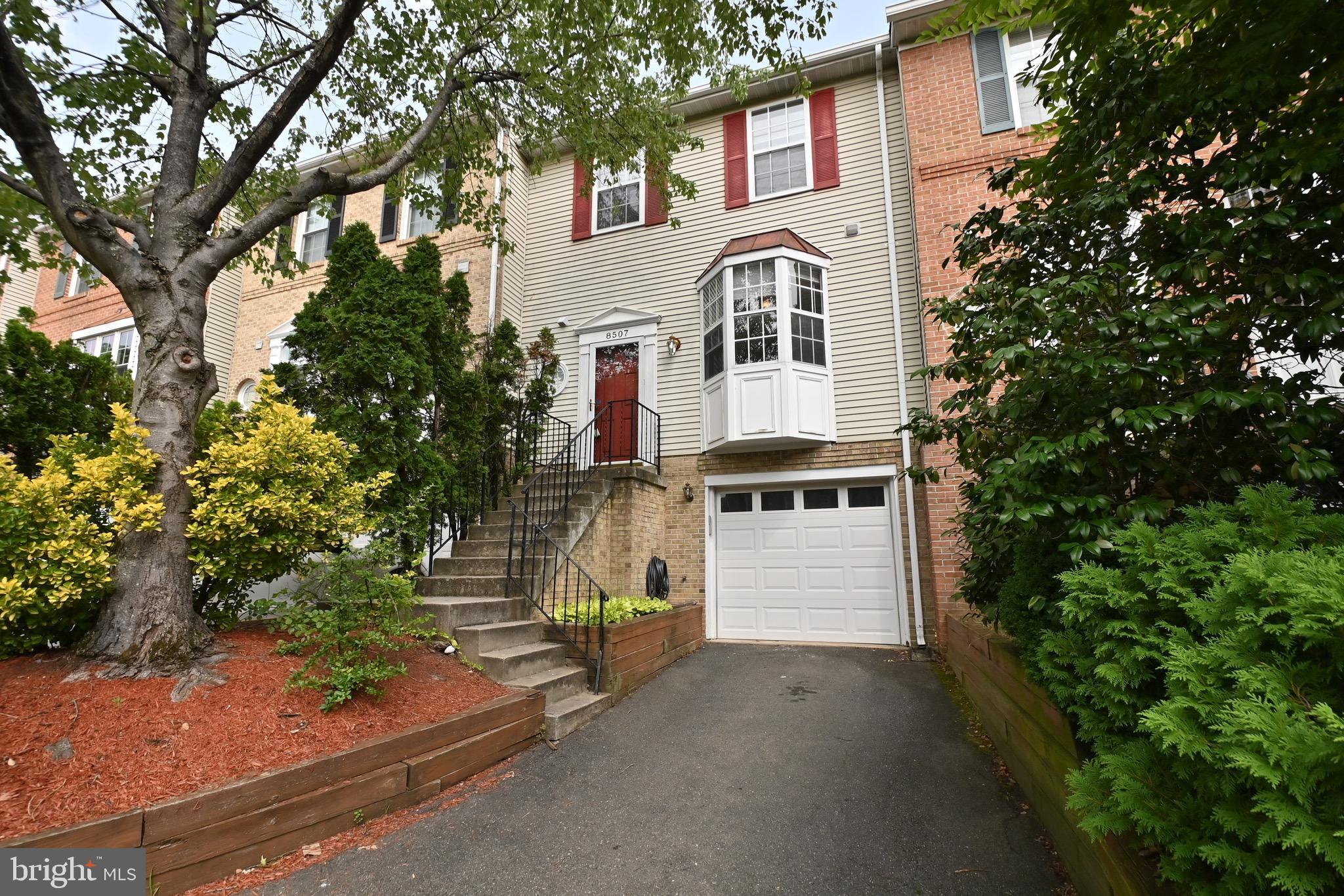 VILLAGE OF MOUNT AIR - Residential Lease