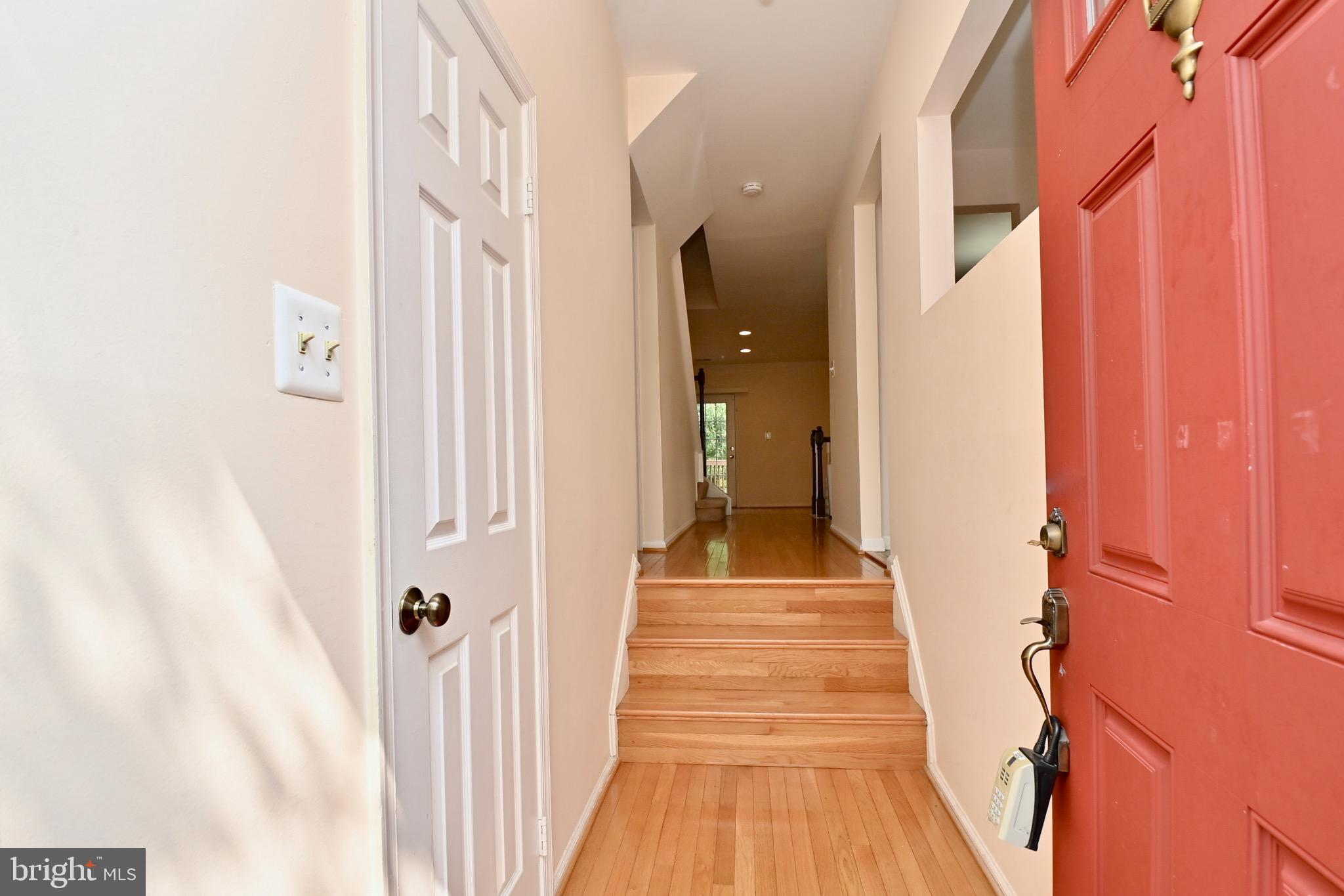 VILLAGE OF MOUNT AIR - Residential Lease