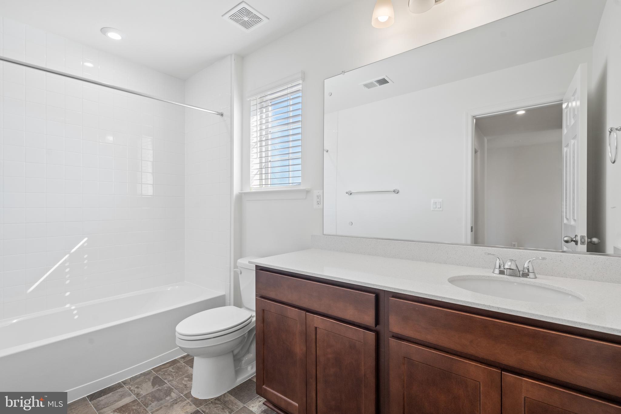 HOPYARD FARM - Residential