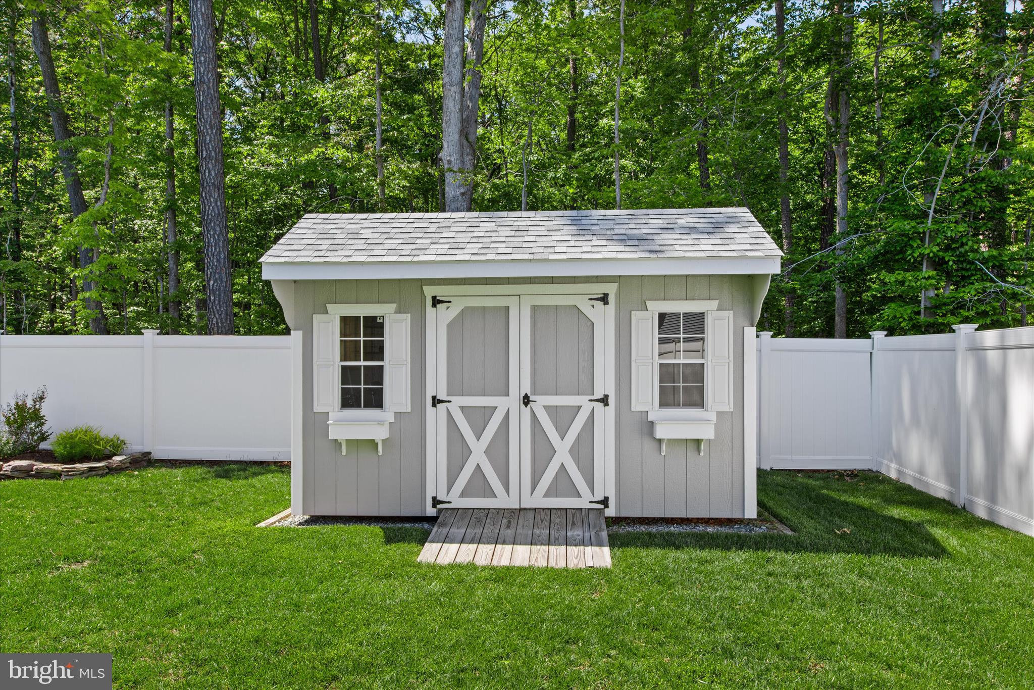 PERRY'S RETREAT - Residential