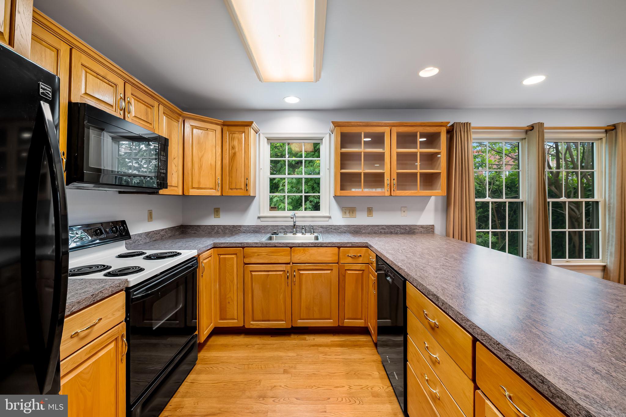 BLACKTHORN - Residential