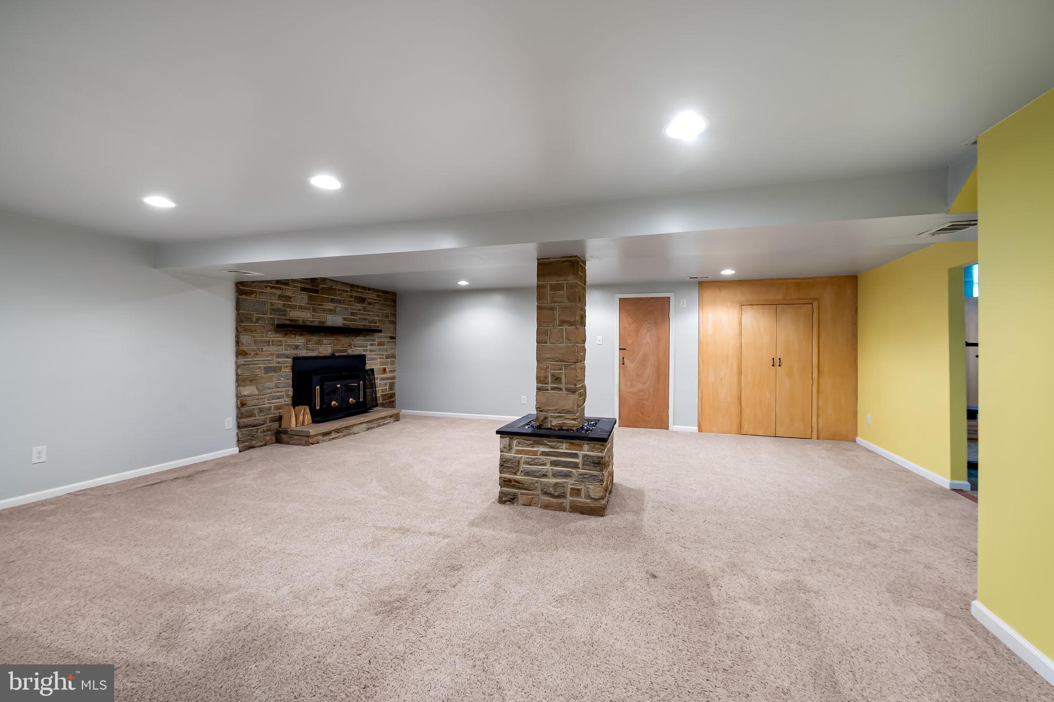 BLACKTHORN - Residential
