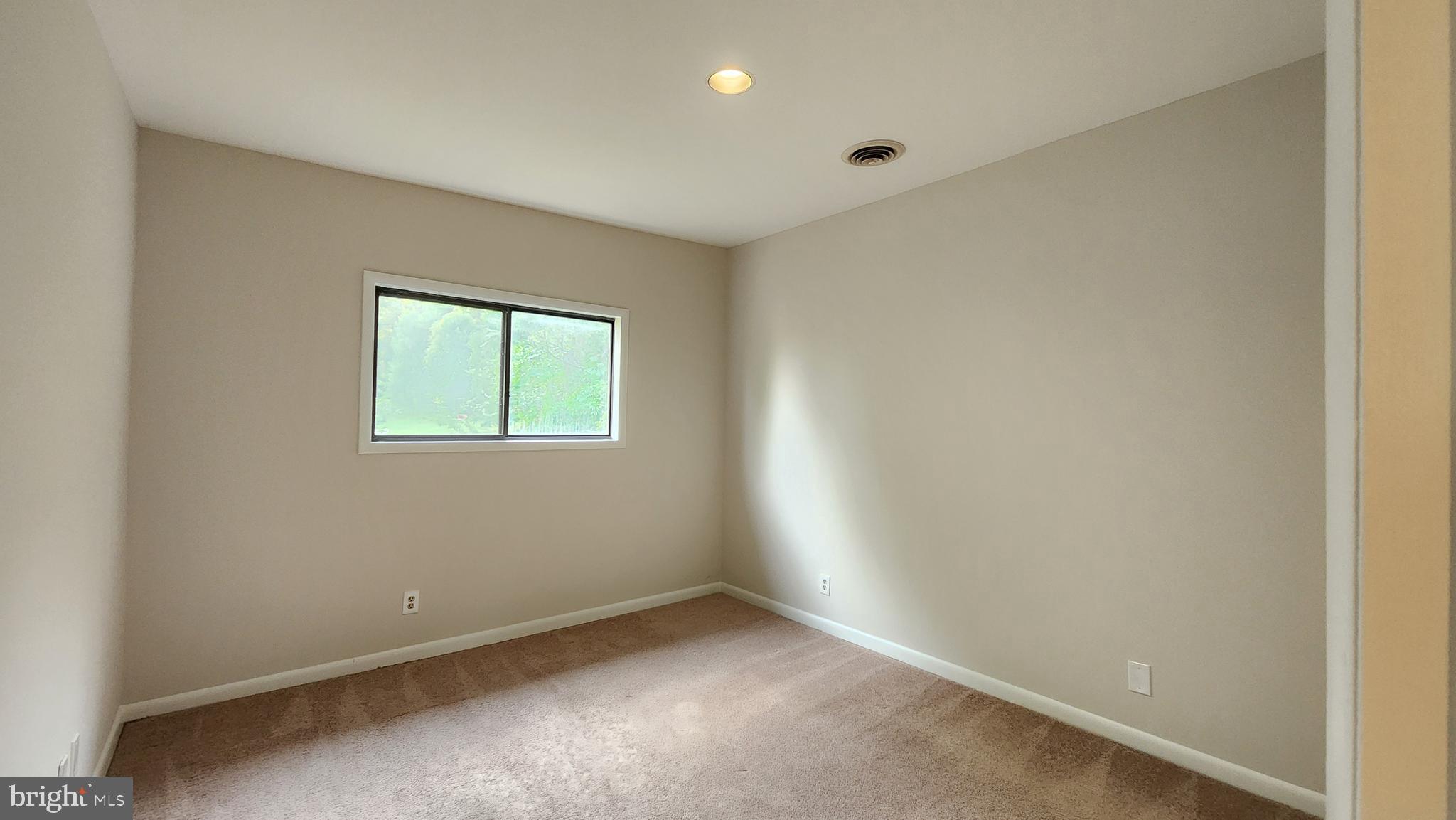 SEMINARY WALK - Residential Lease