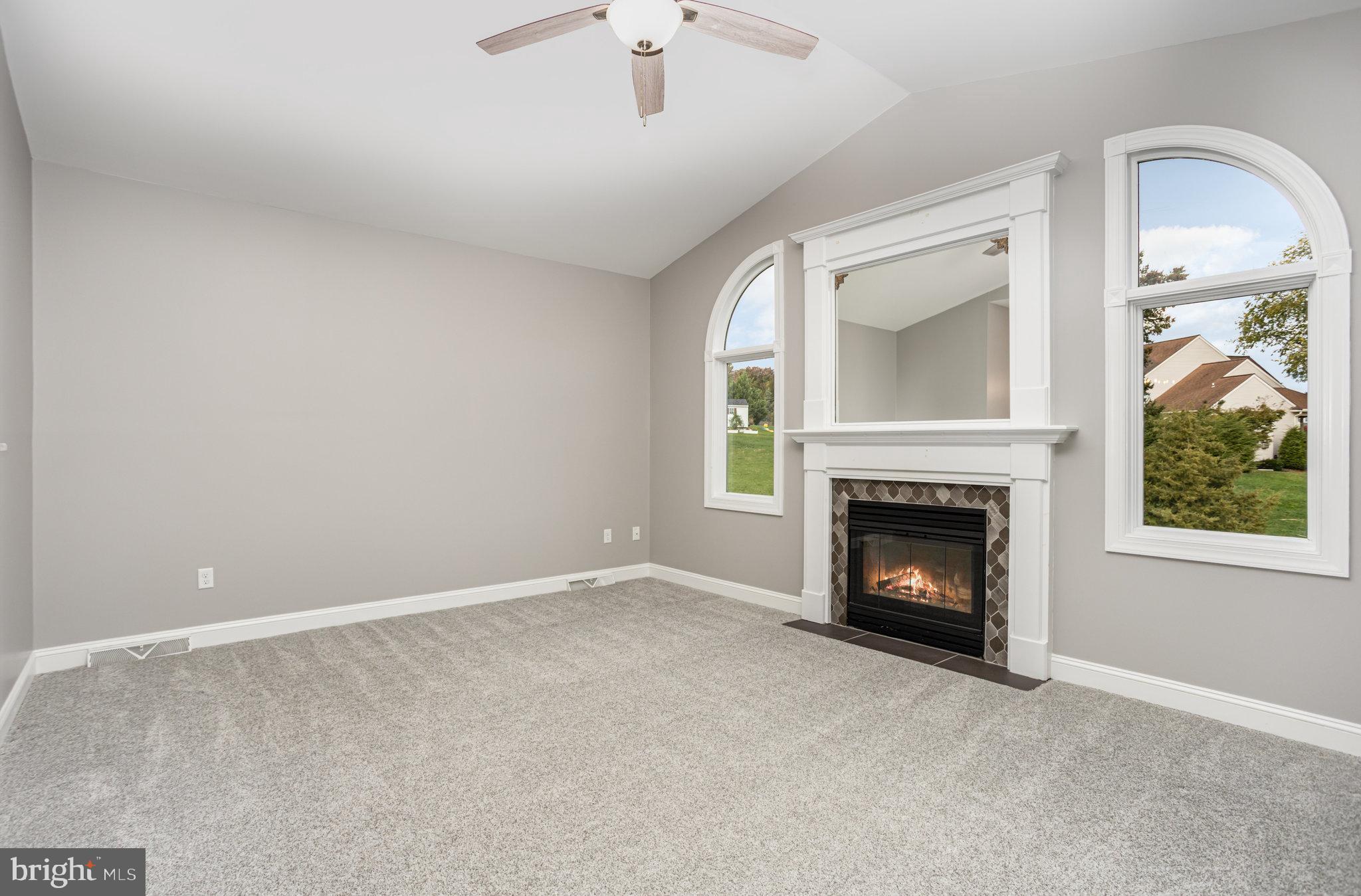 VICTORIAS POND - Residential