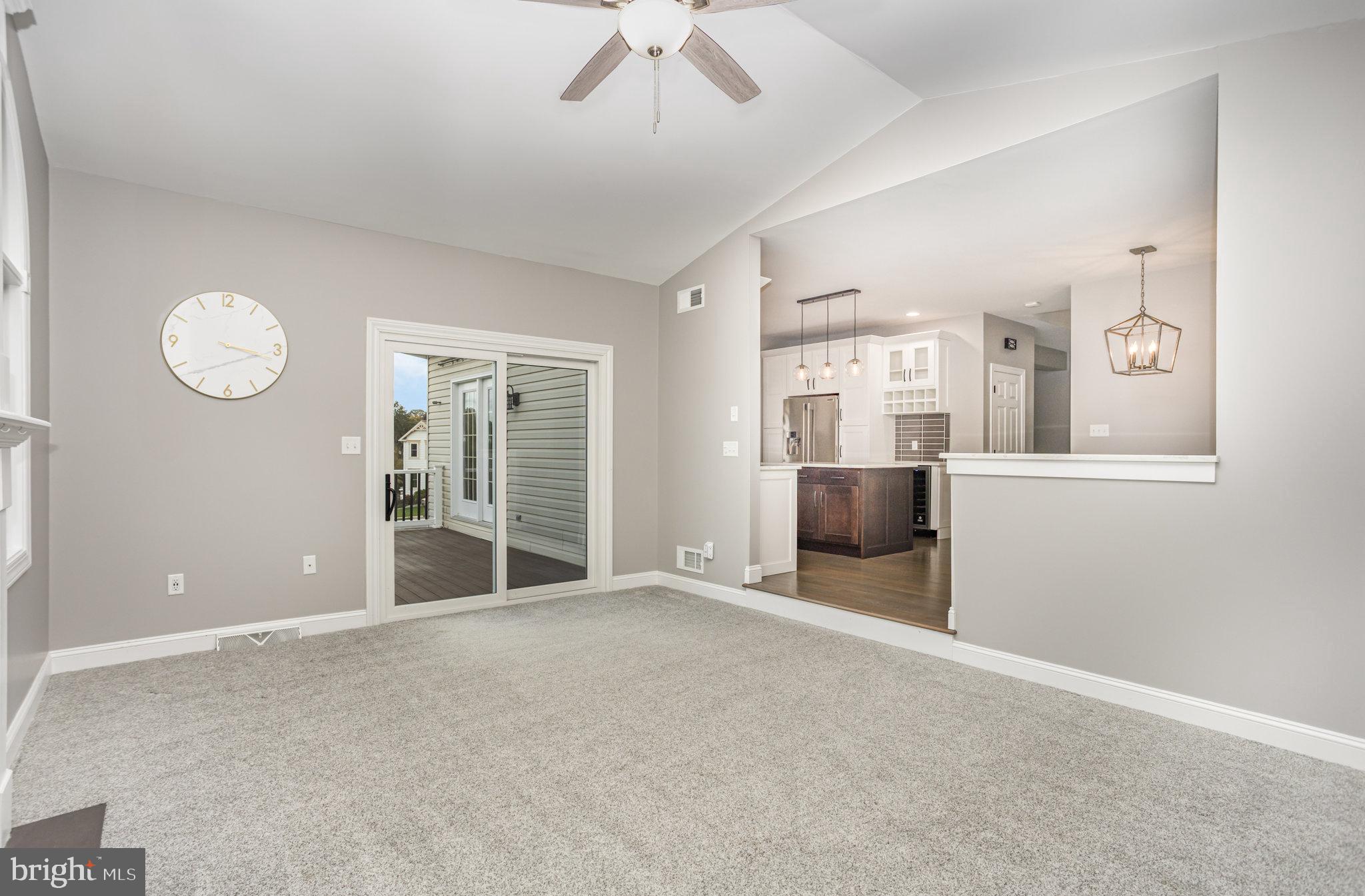 VICTORIAS POND - Residential