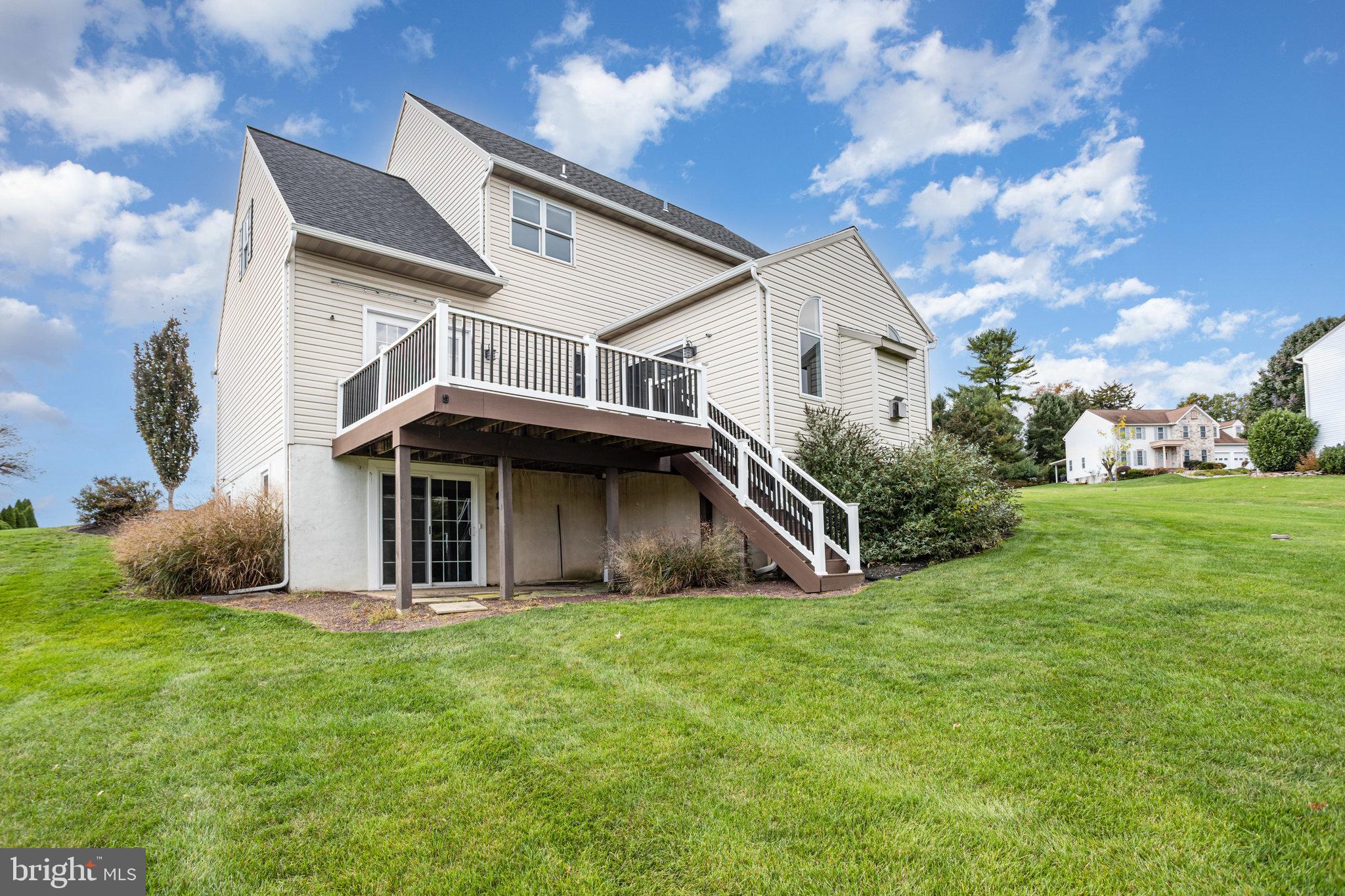 VICTORIAS POND - Residential