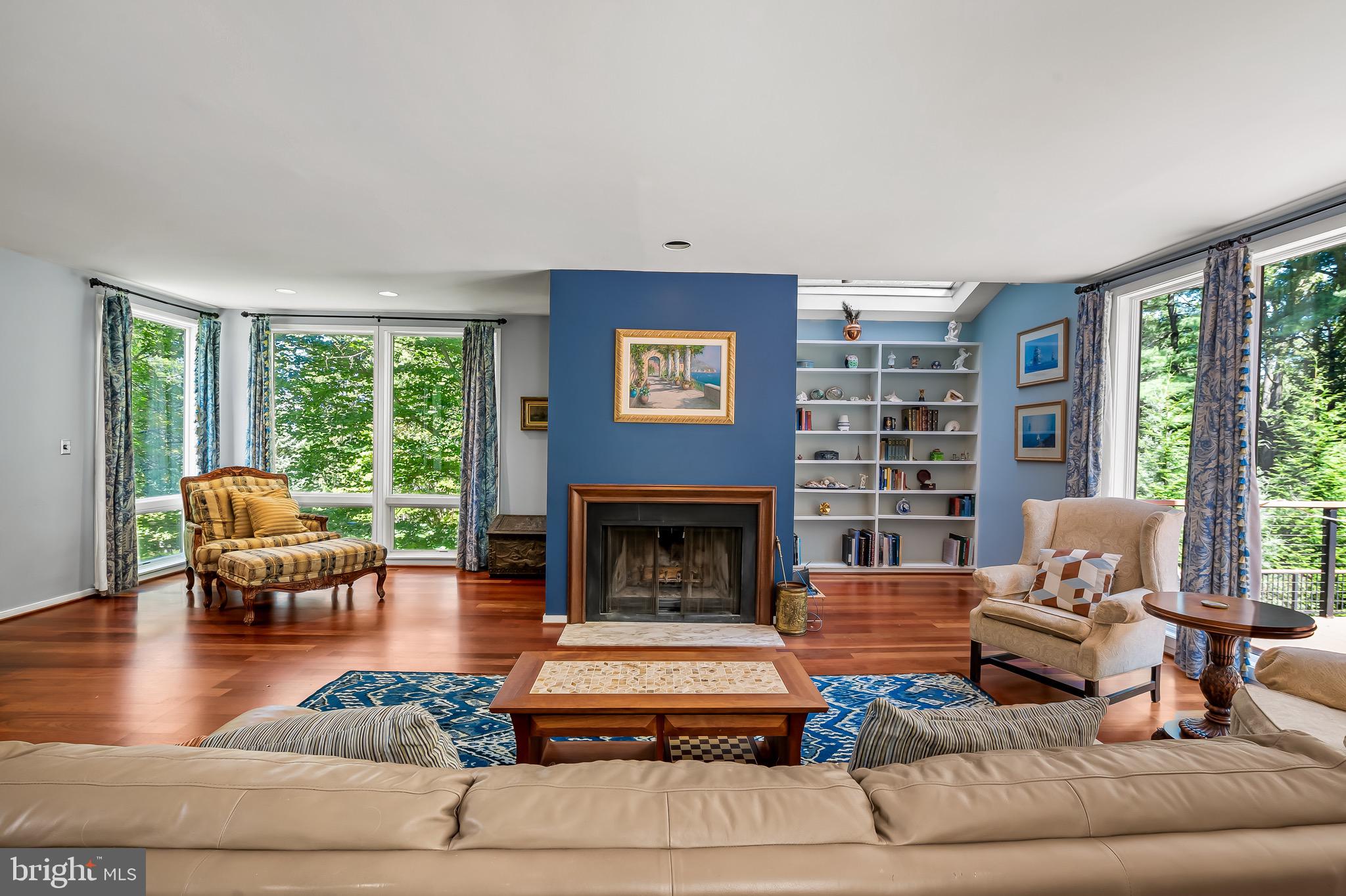 RUXTON - Residential