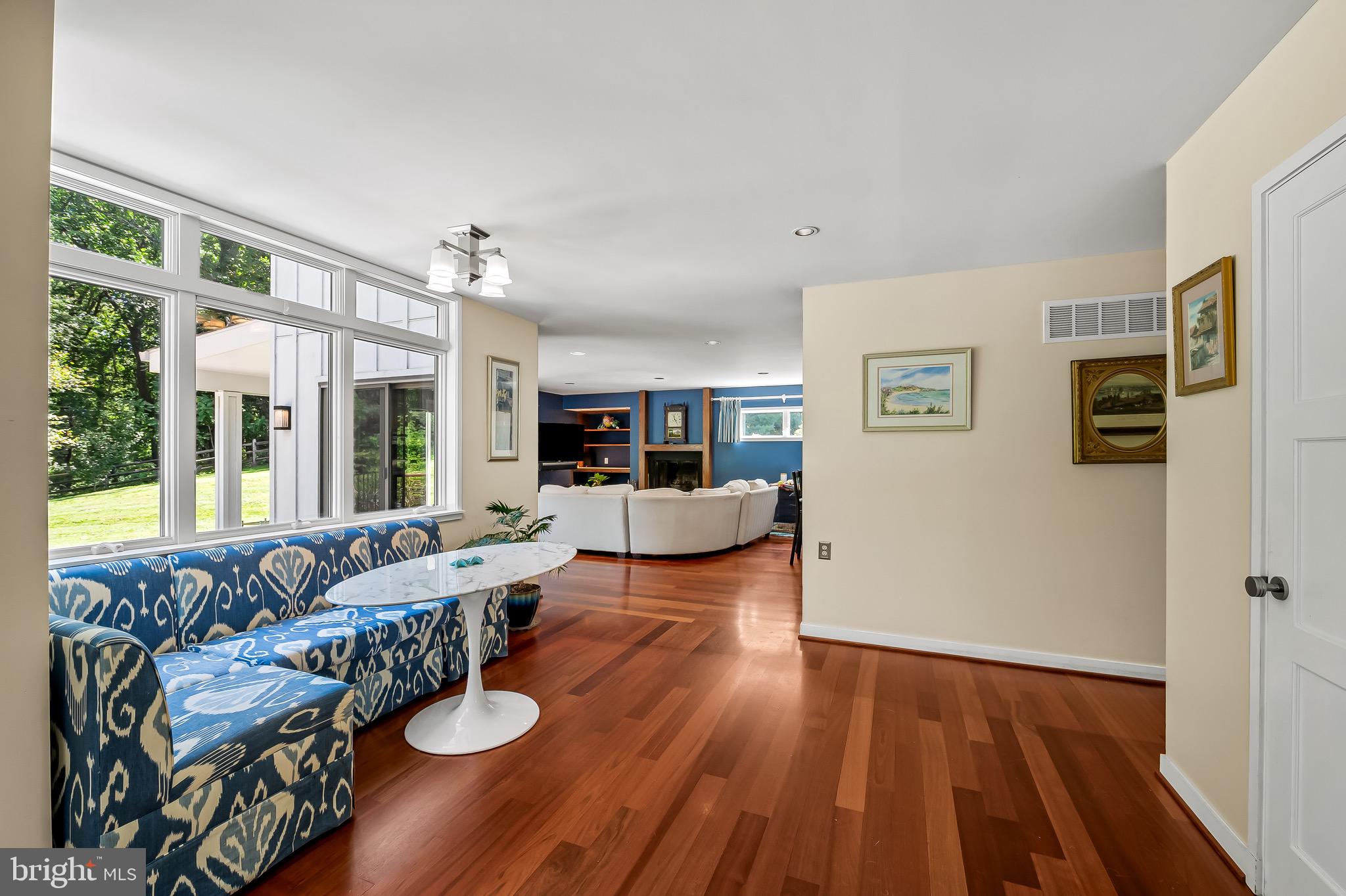 RUXTON - Residential