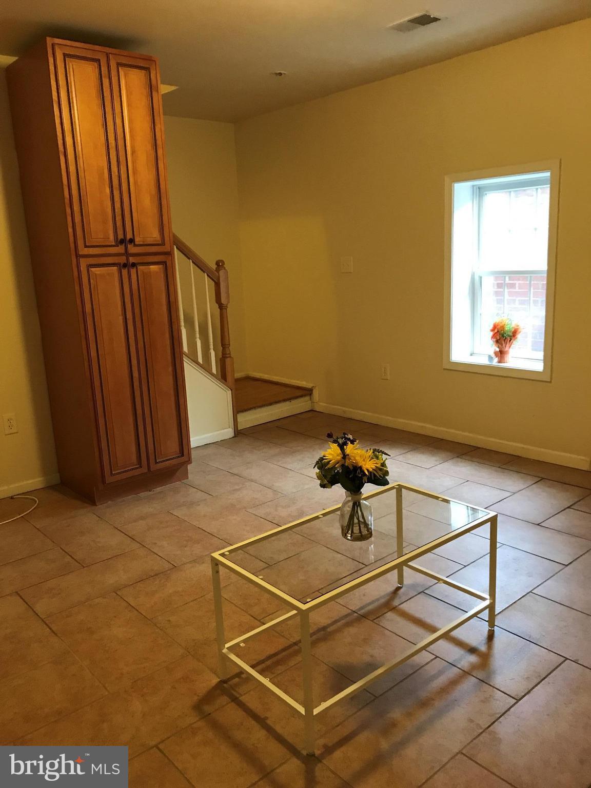 ASHLAWN RIDGE - Residential Lease