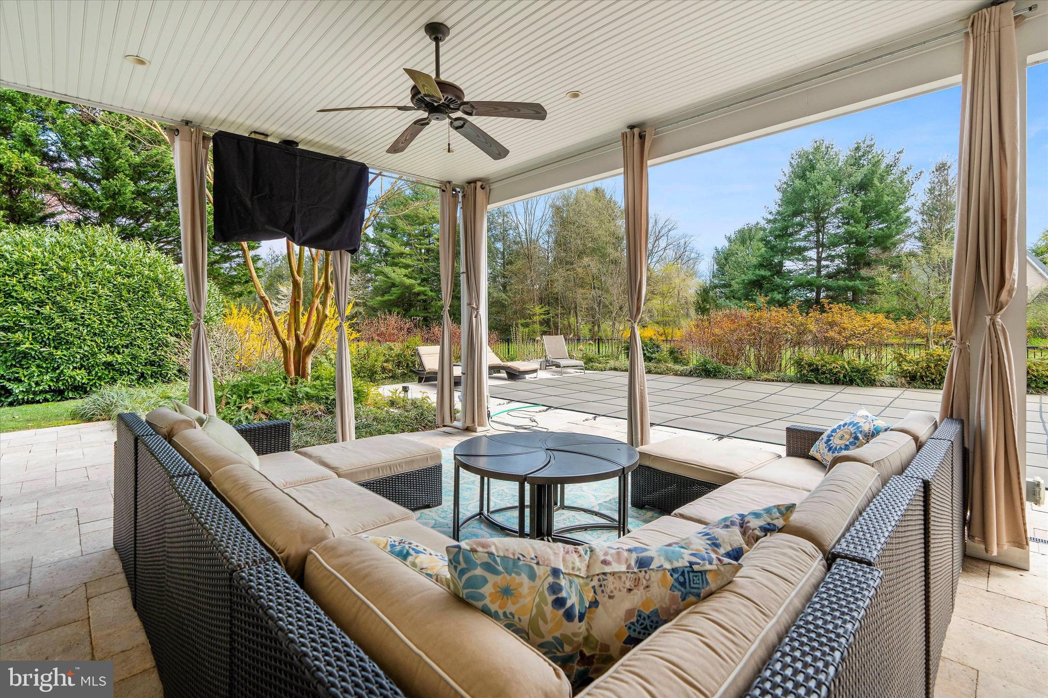 ASHFORD - Residential