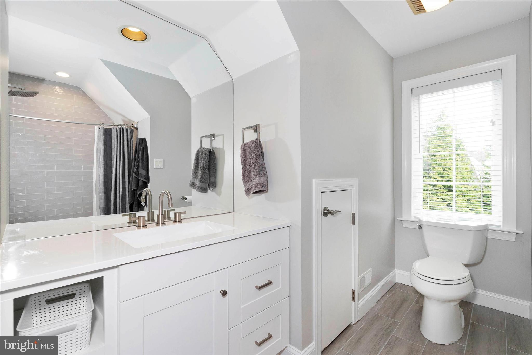 ASHFORD - Residential