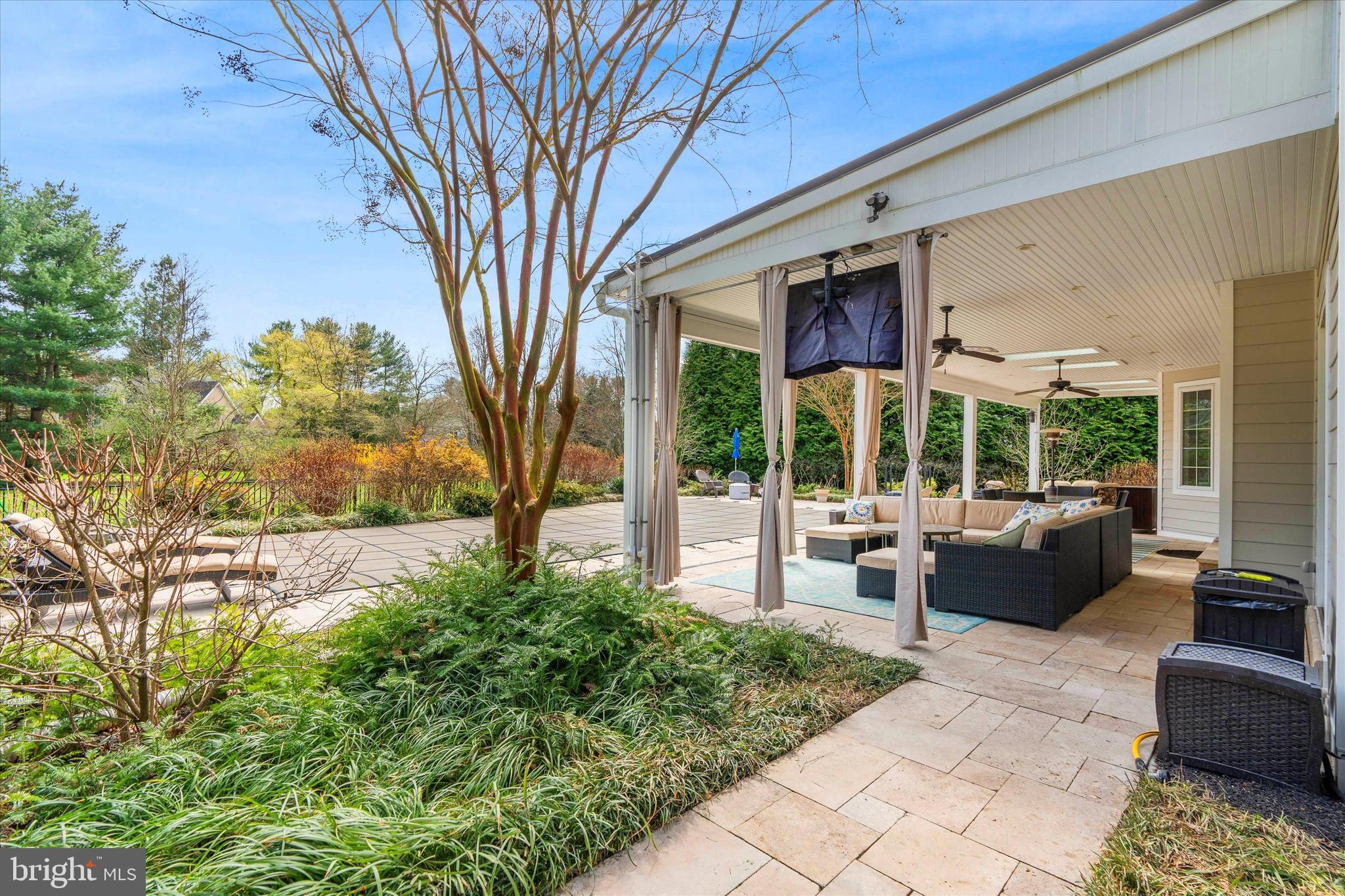 ASHFORD - Residential