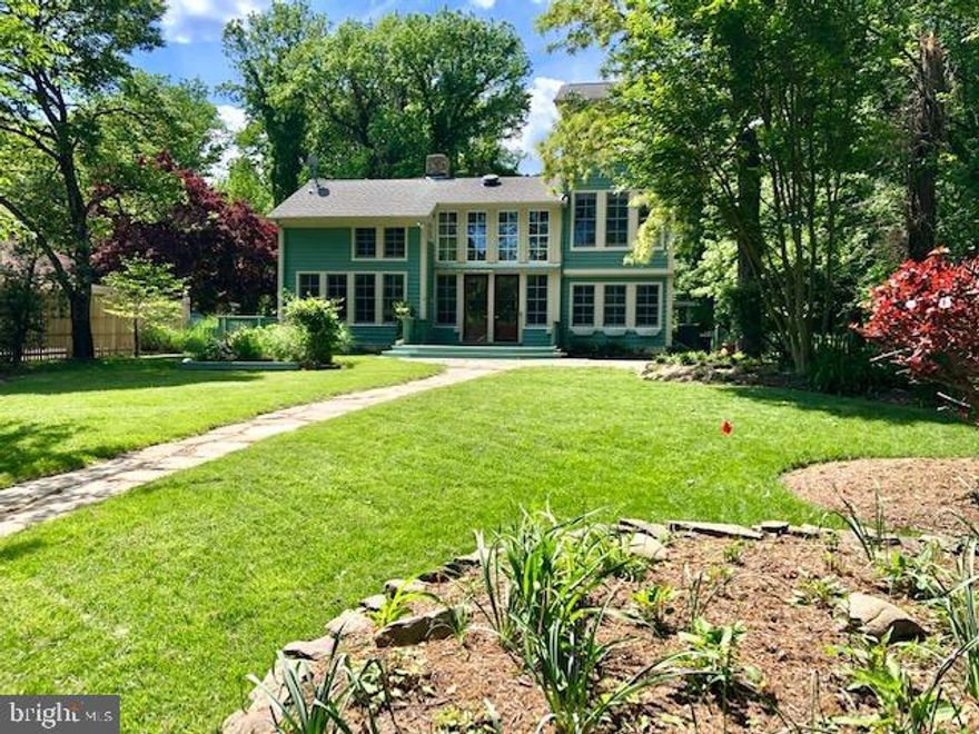 TUCKED AWAY AT THE END OF A QUIET STREET, THIS 4 BR 3 BATH COASTAL CRAFTSMAN HOME OFFERS PRIVACY, LUXURY, AND AMAZING WATER VIEWS FROM ALMOST EVERY ROOM!   PRIVATE MULTI SLIP PIER W/ 10,000 LB LIFT & FLOATING DOCK. PEACEFUL AND  PROTECTED WATERFRONT SETTING W/ APROX 71 FEET OF FRONTAGE, AND  EASY ACCESS TO THE CHESAPEAKE BAY!   WATERSIDE HEATED POOL AND SEPARATE DETACHED STUDIO/OFFICE (GOOD LUCK EVER GETTING THESE APPROVED AGAIN!) TASTEFULLY LANDSCAPED LEVEL LOT TO WATER. EXQUISITE RENOVATED GOURMET KITCHEN W/ A  BRAND NEW WOLFE RANGE WHICH HAS NEVER BEEN USED!  LARGE GRANITE ISLAND, AND AN  AWESOME BREAKFAST NOOK OVERLOOKING THE WATER.  DRAMATIC TWO STORY GREAT ROOM W/ A STONE FIREPLACE. MAIN LEVEL & UPPER LEVEL BEDROOM SUITES.   CUSTOM WALK IN CLOSET IN UPPER LEVEL SUITE THAT BELONGS IN A MAGAZINE. SO MANY HIDDEN TREASURES IN THIS SPARKLING GEM... ENJOY ENTERTAINING ON THE LARGE DECK OVERLOOKING THE WATER.  THIS IS AN EXCELLENT VALUE IN THE ANNAPOLIS WATERFRONT LUXURY MARKET....DON'T MISS IT!