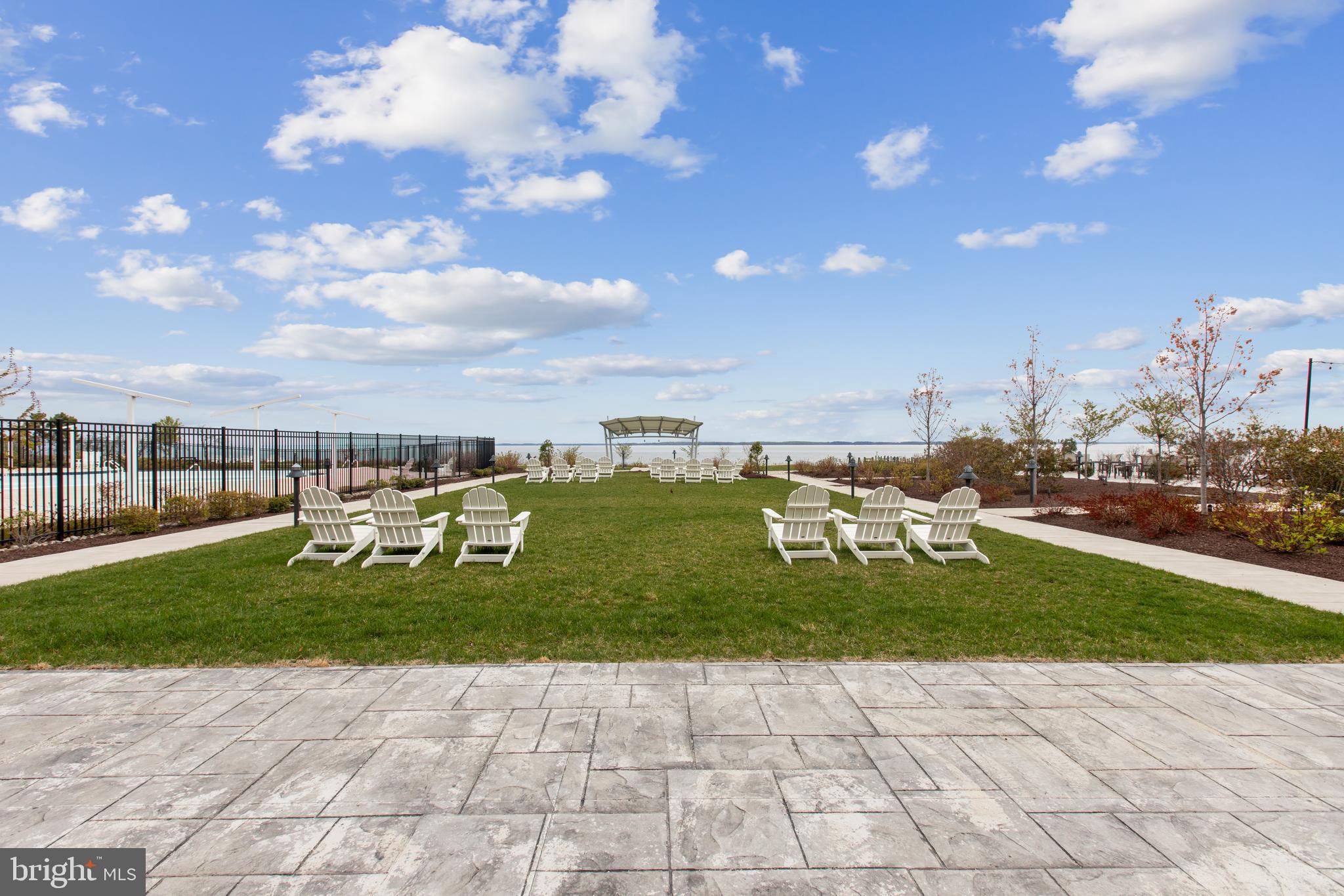 FOUR SEASONS AT KENT ISLAND - Residential