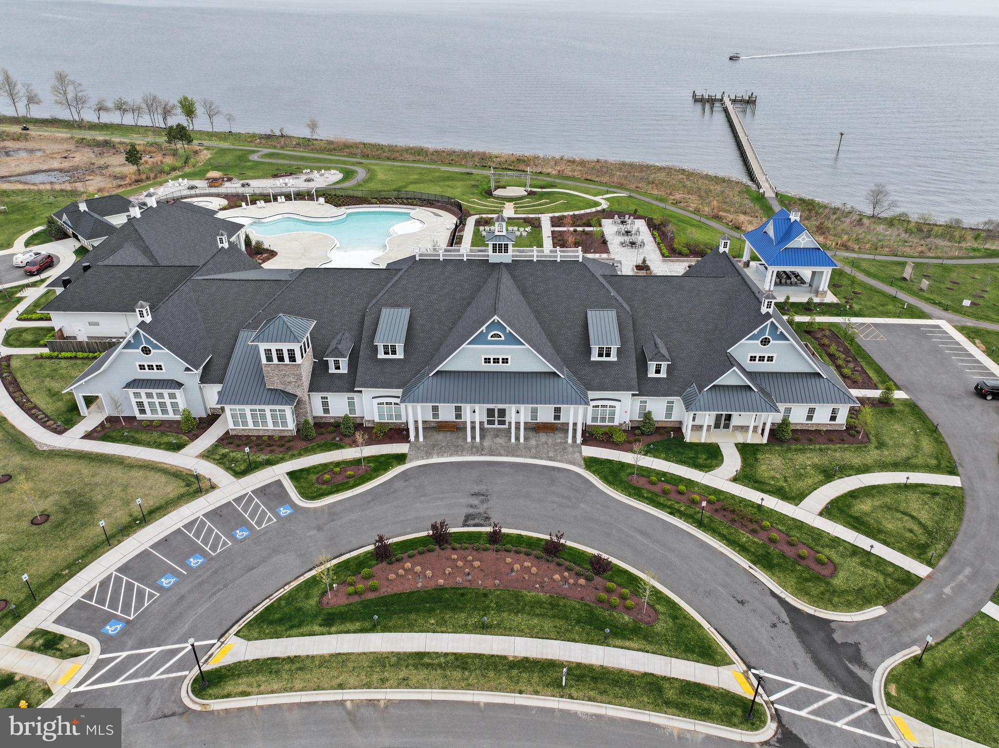 FOUR SEASONS AT KENT ISLAND - Residential