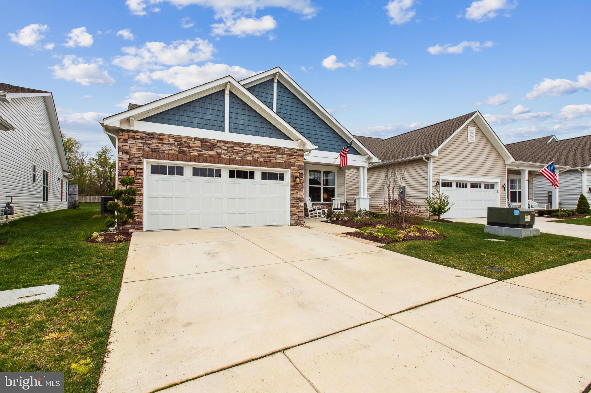 194 SAILCLOTH WAY